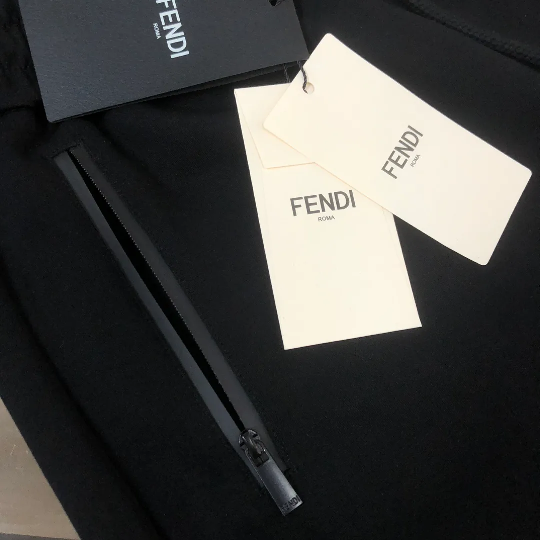 Шорты Мужские Fendi 12670938