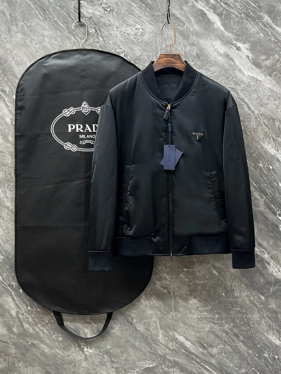 Куртки И Пуховики Женские Prada 273135