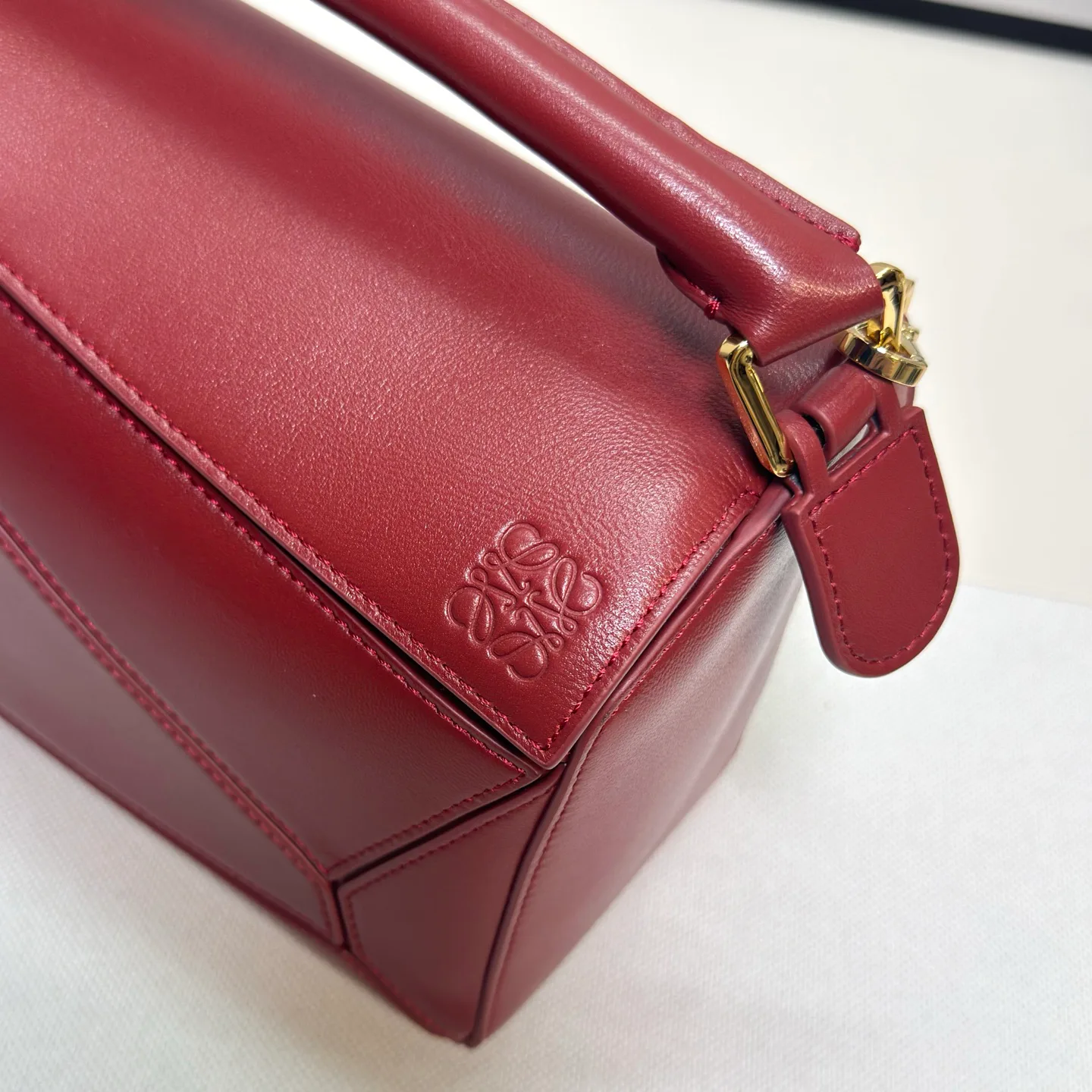 Классические Сумки Женские Loewe 17270380