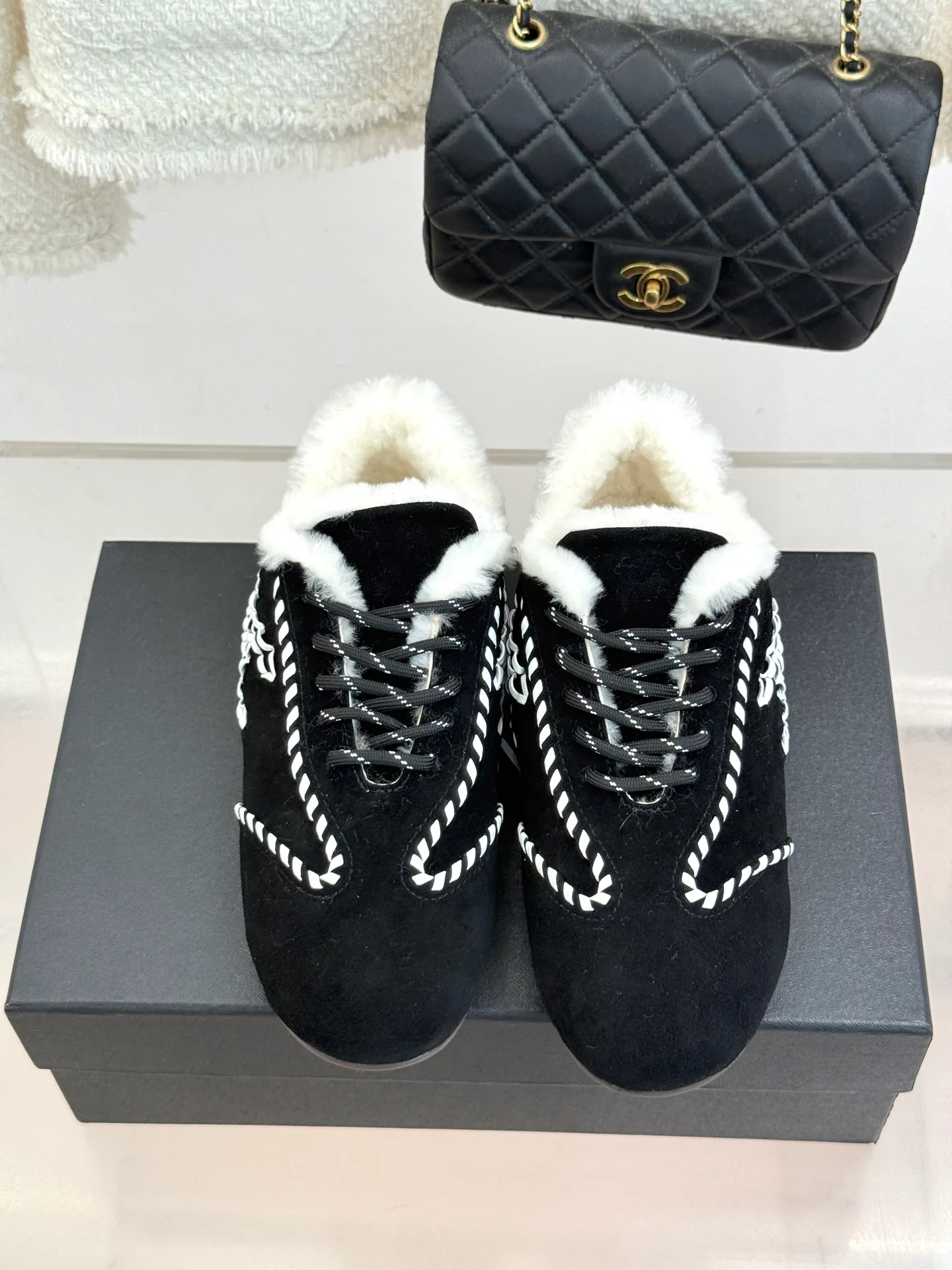 Кроссовки Женские Chanel 18788745