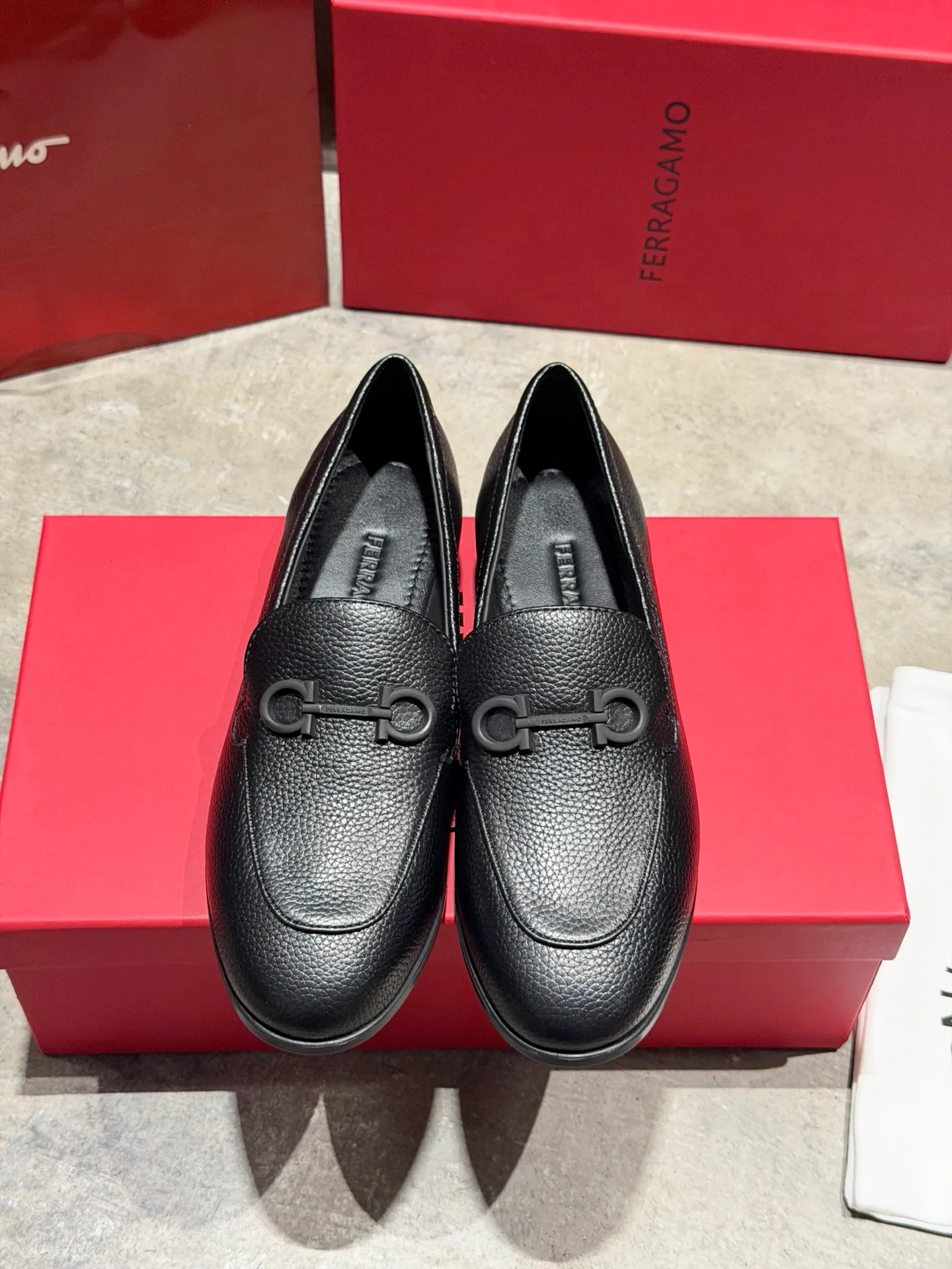 Лоферы И Мокасины Женские Salvatore Ferragamo 17642563
