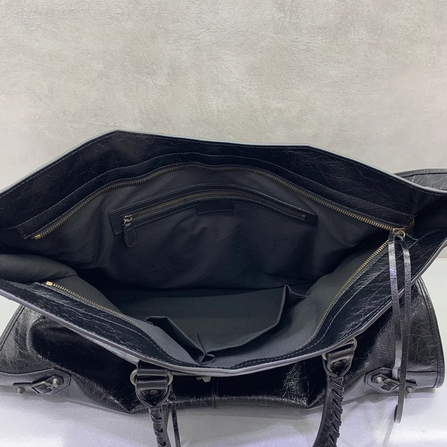 Классические Сумки Женские Balenciaga 18135898