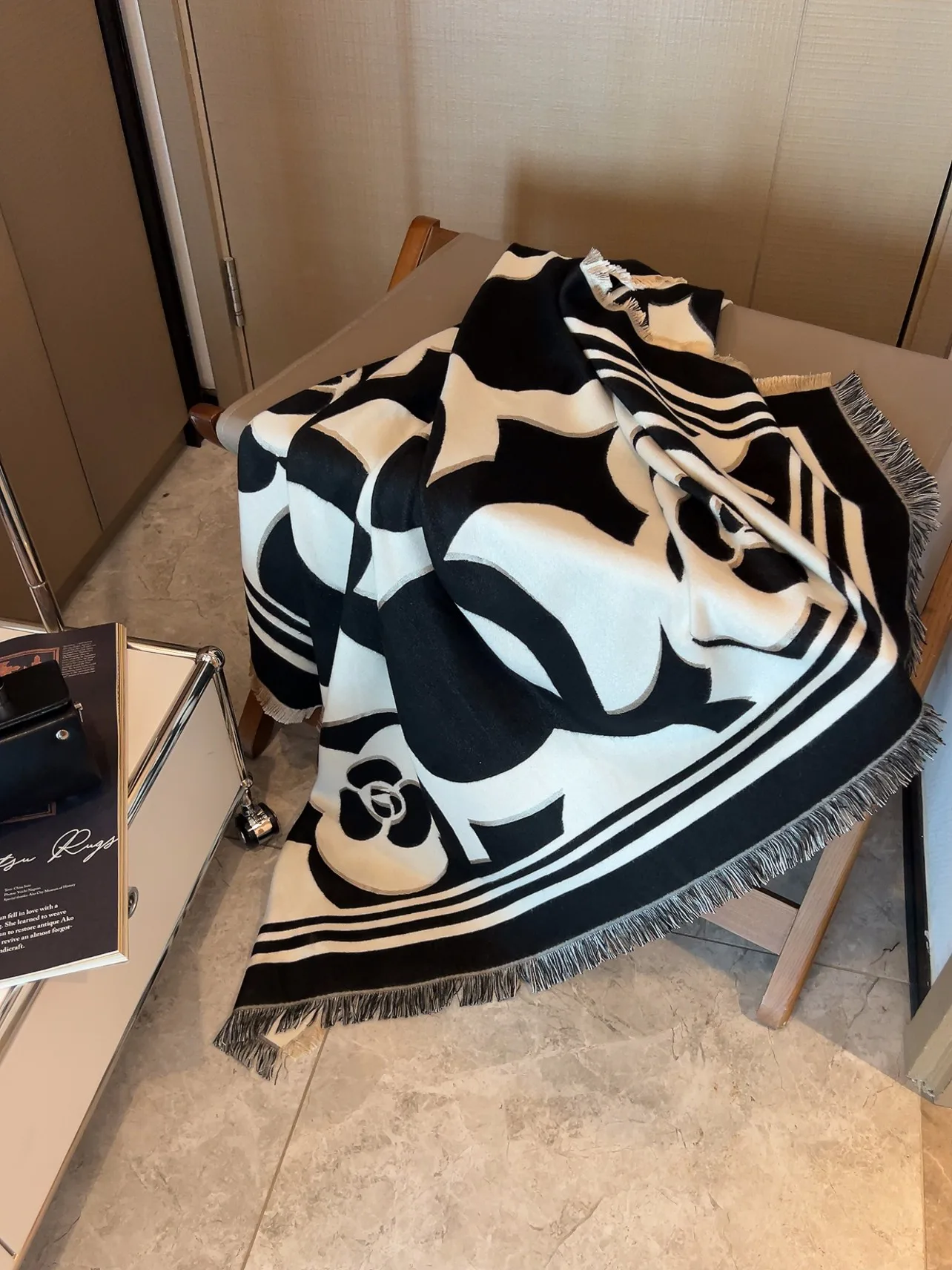 Шарфы Chanel 91011