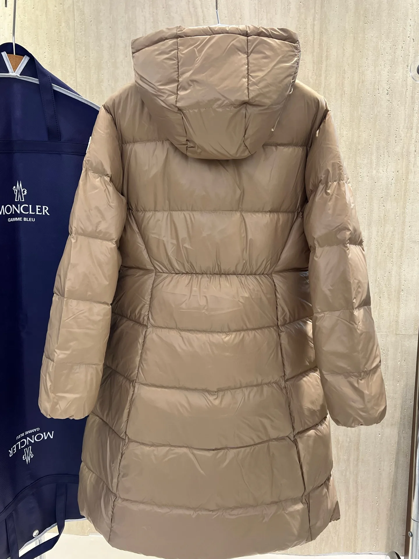 Куртки И Пуховики Женские Moncler 18723444