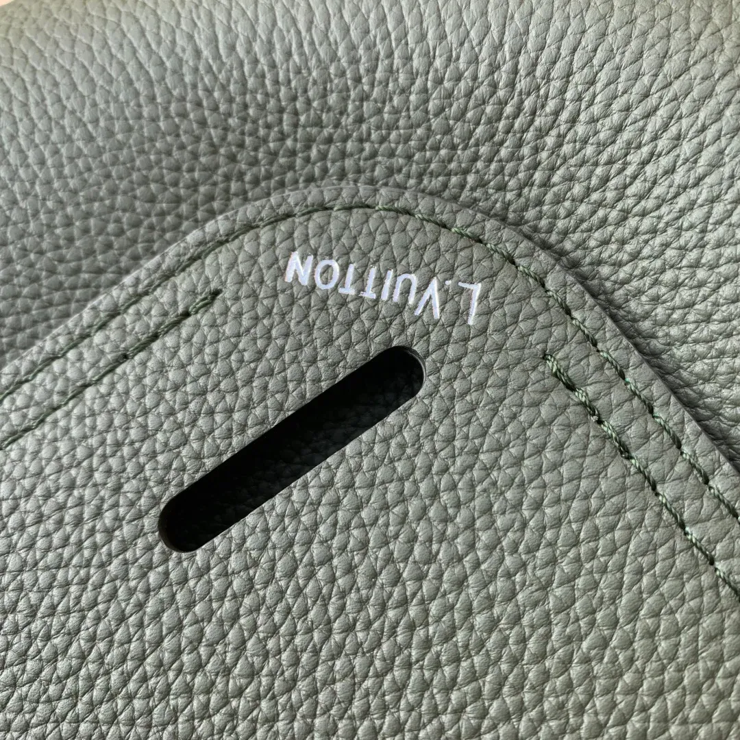 Рюкзаки Женские Louis Vuitton 3331795