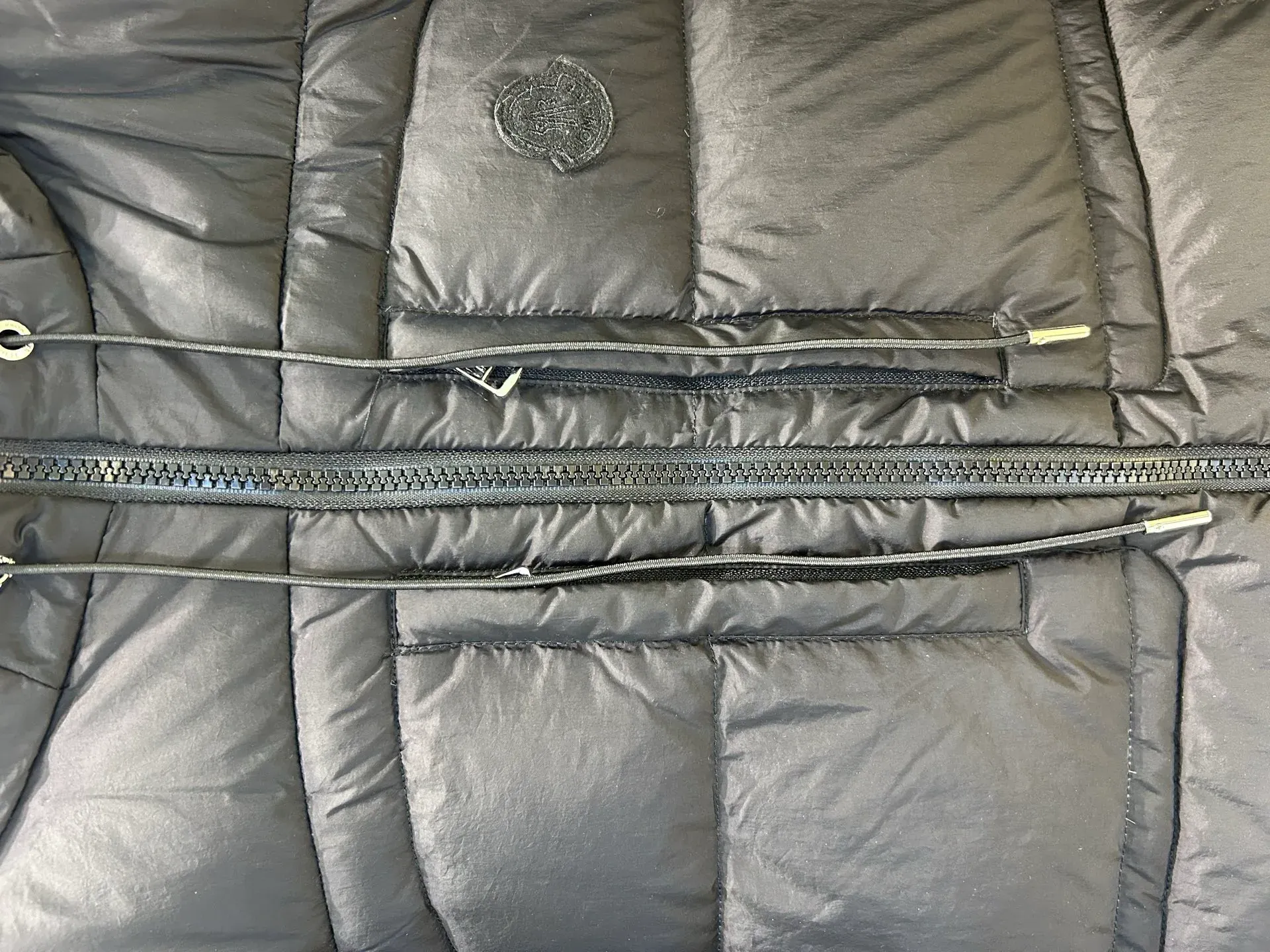 Куртки И Пуховики Мужские Moncler 134721