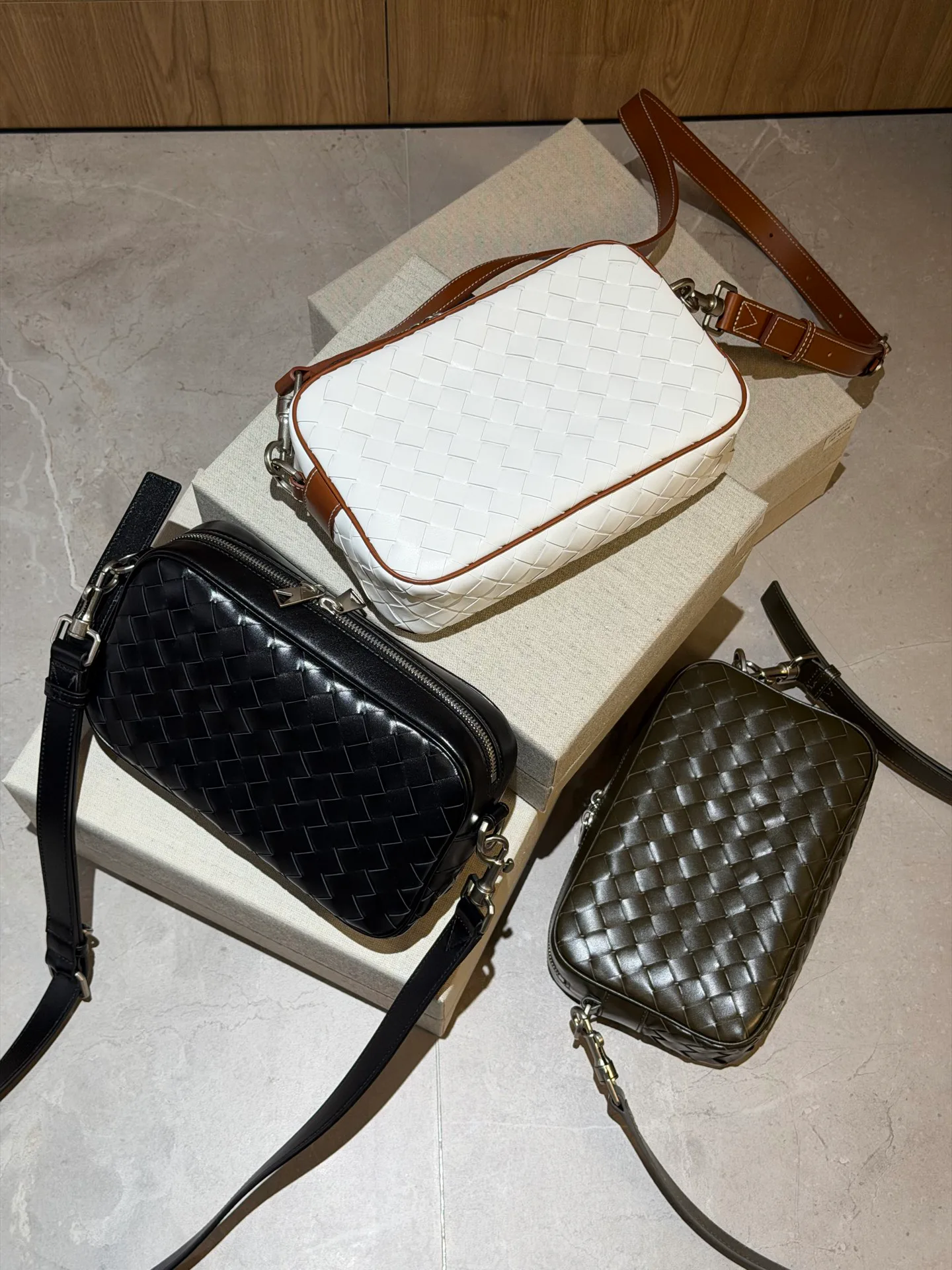 Сумки На Ремне Женские Bottega Veneta 5048390