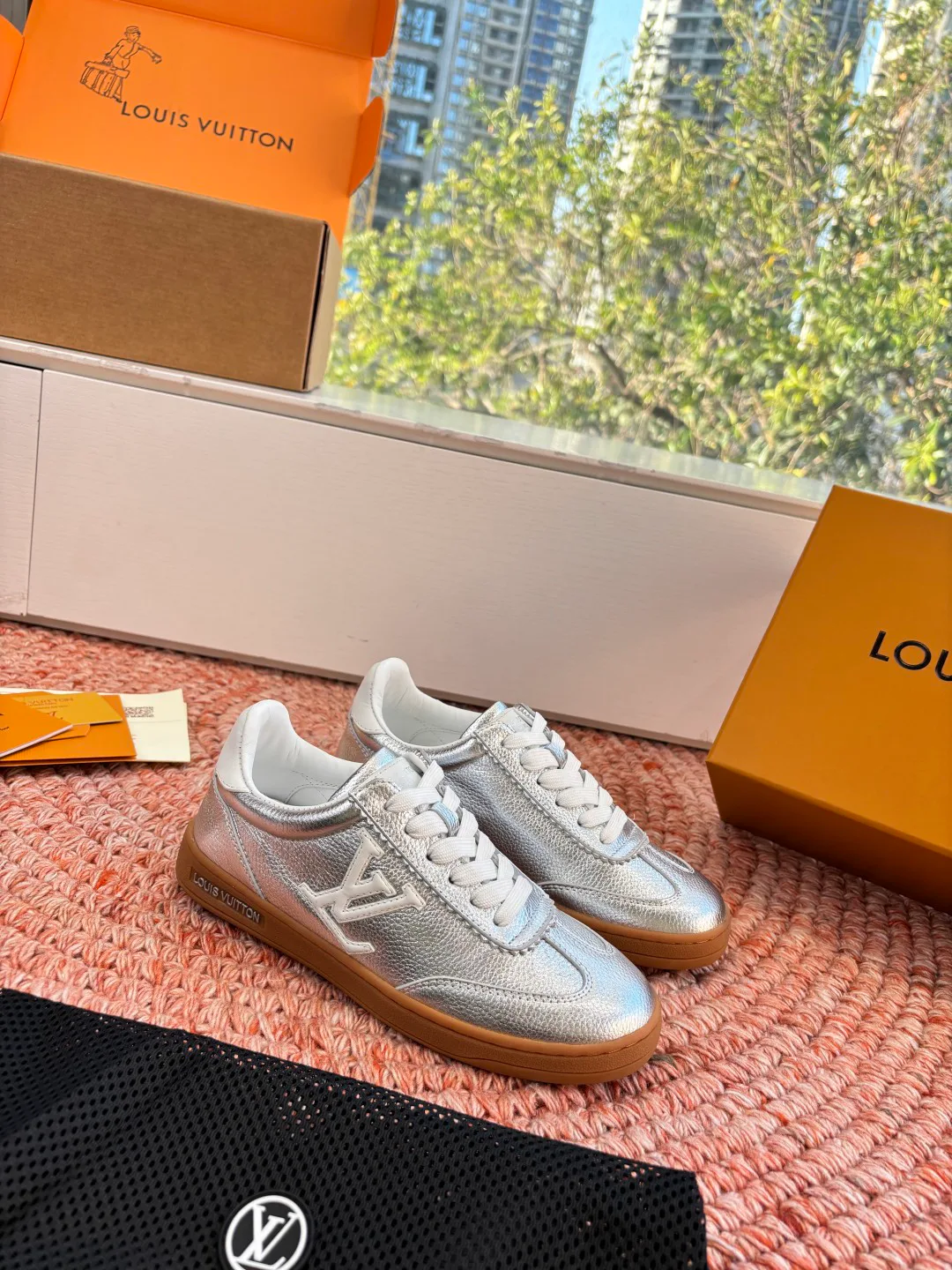 Кроссовки Женские Louis Vuitton 1595093