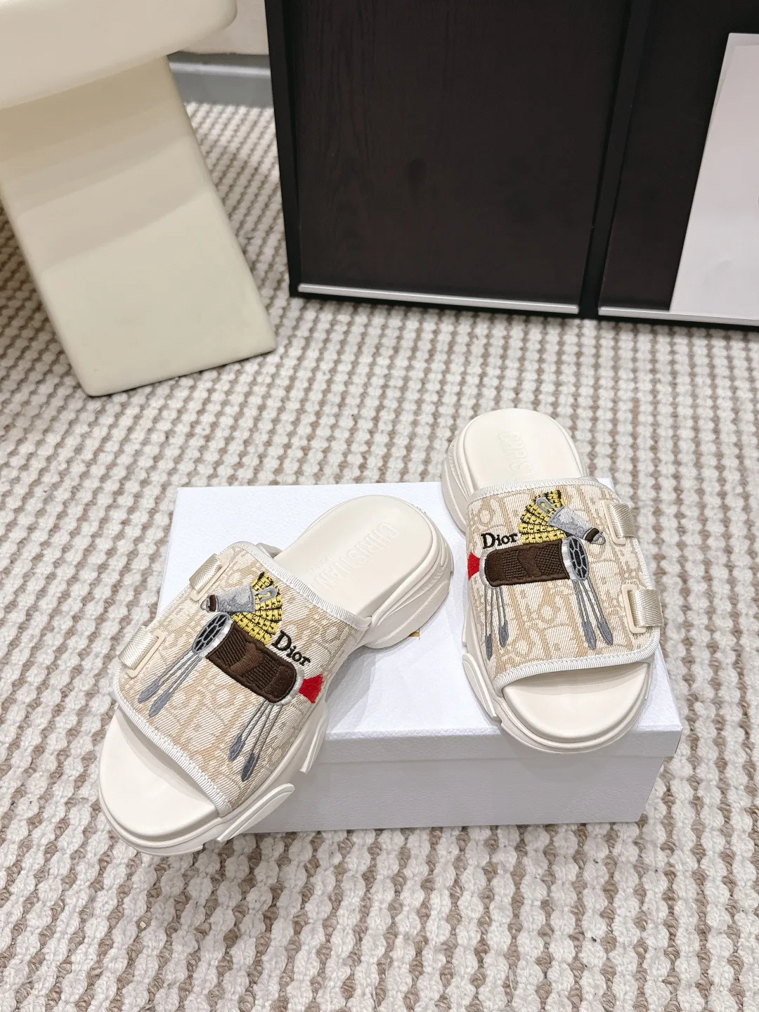 Шлепанцы Женские Christian Dior 11573439