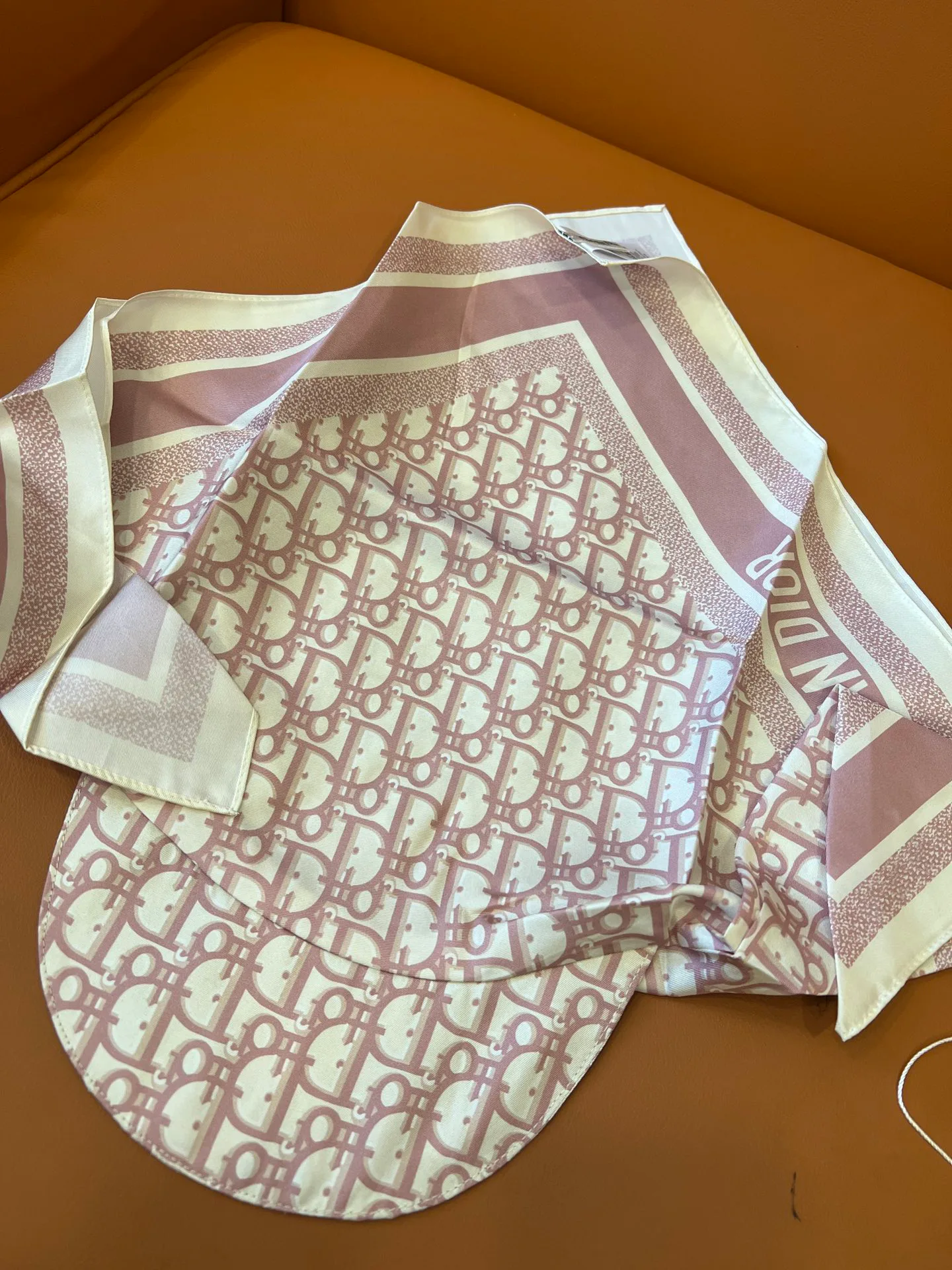 Головные Уборы Christian Dior 242191