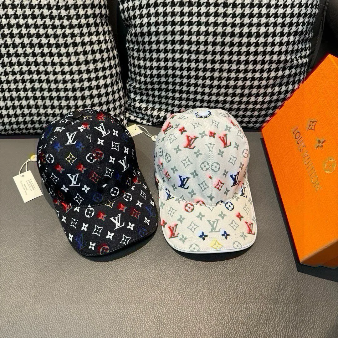Головные Уборы Louis Vuitton 18347074