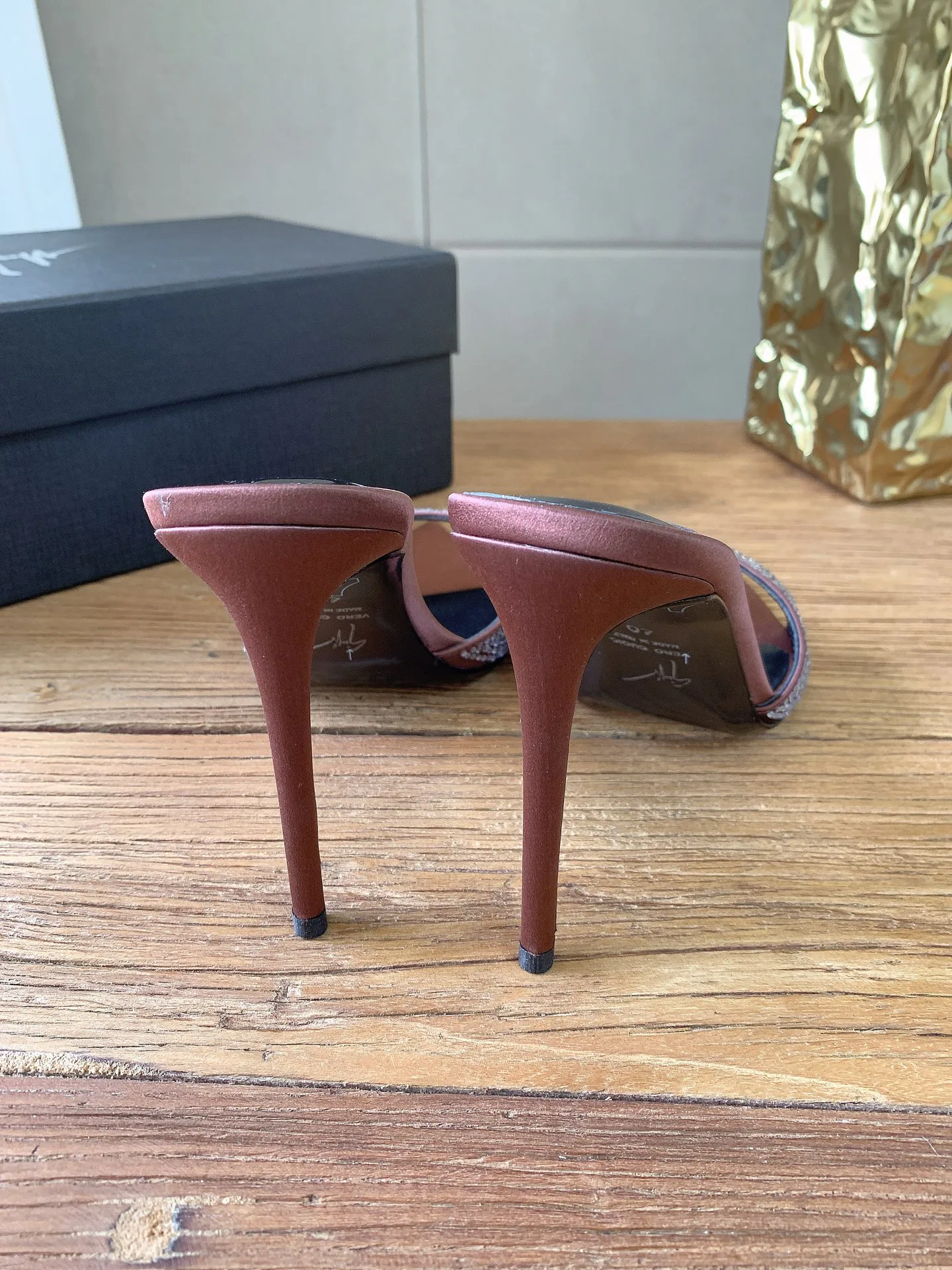 Туфли Женские Giuseppe Zanotti 16850472
