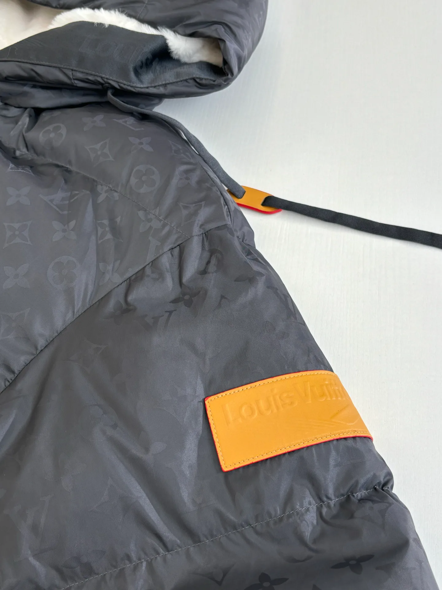 Куртки И Пуховики Мужские Louis Vuitton 514969