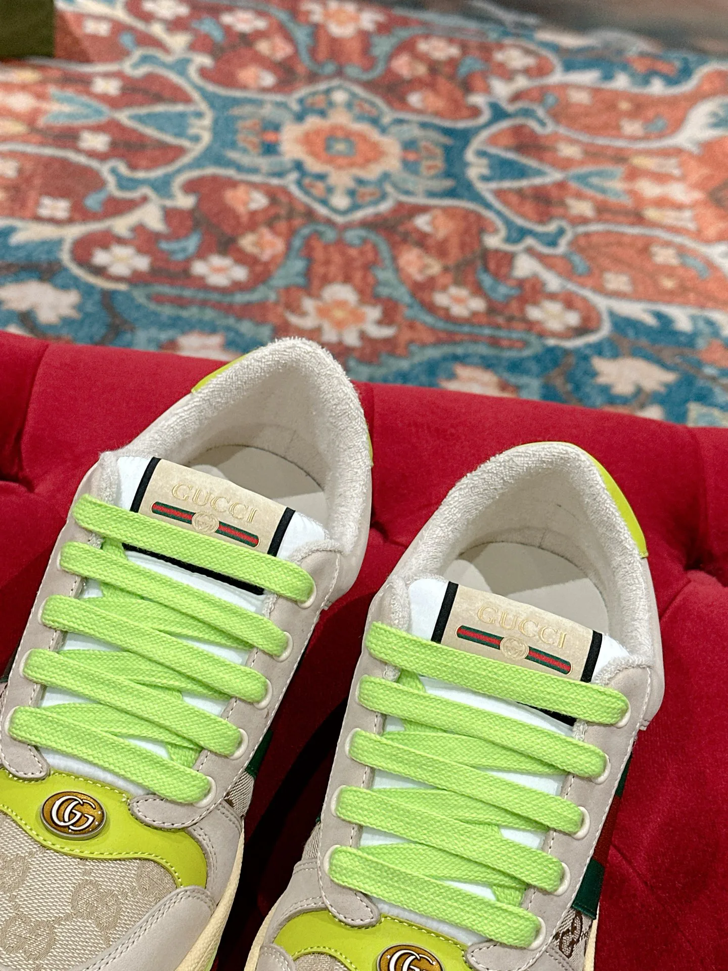 Кроссовки Женские Gucci 17956646
