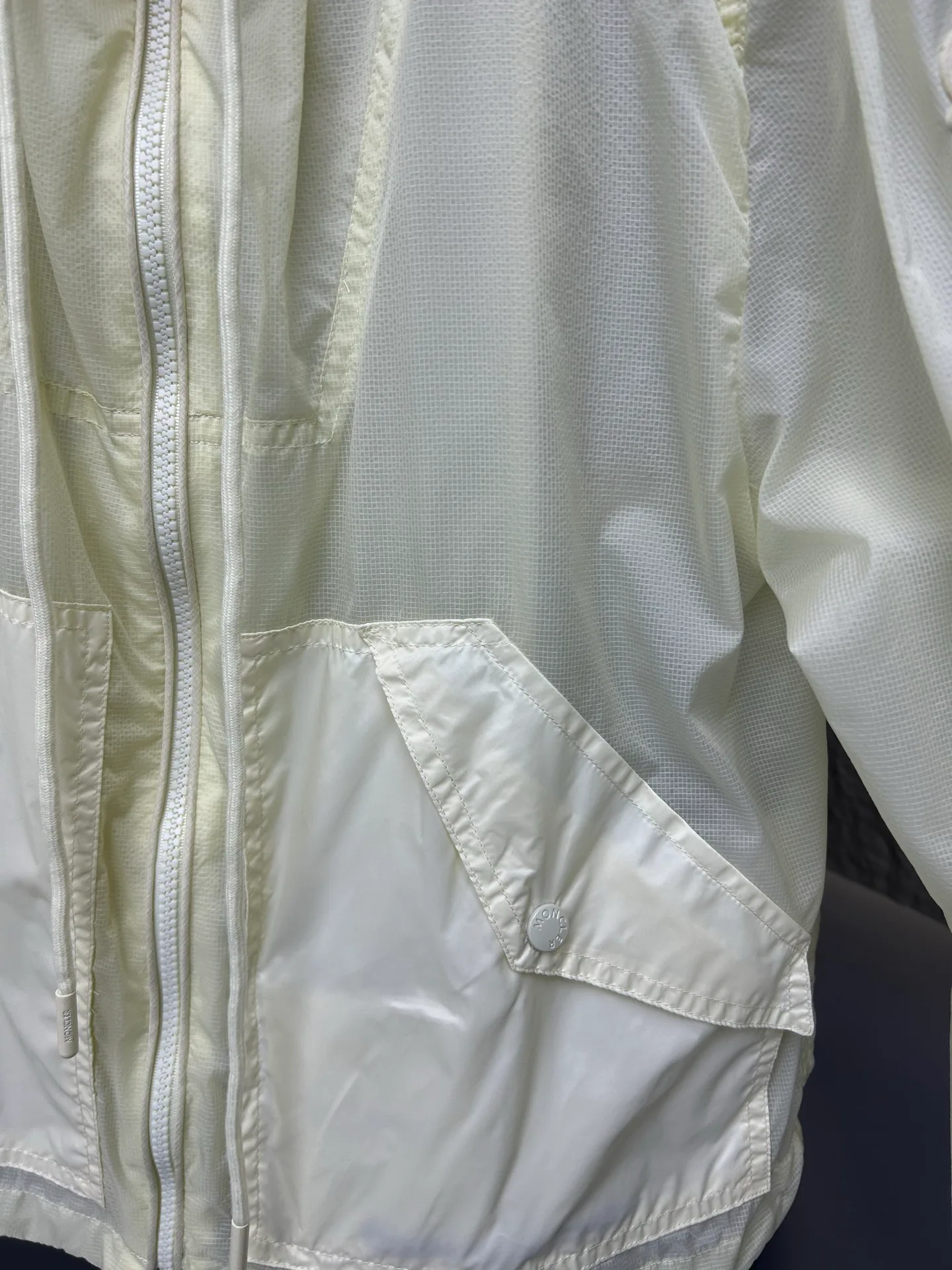 Куртки И Пуховики Женские Moncler 16968697