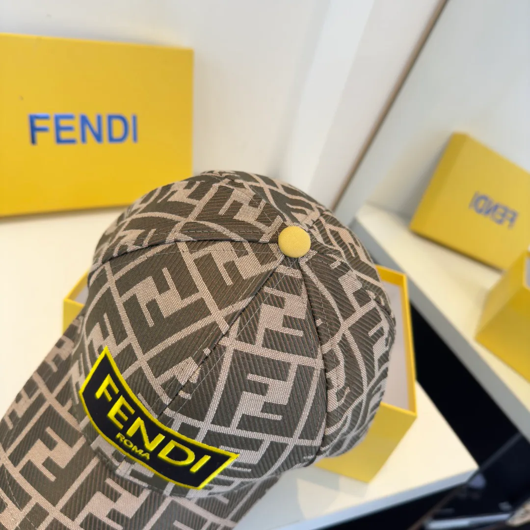 Головные Уборы Fendi 11416632