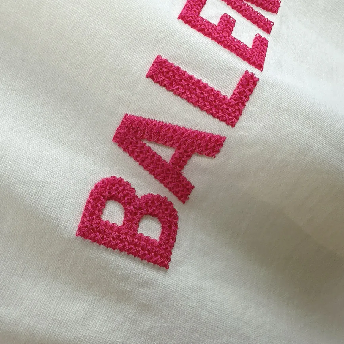 Футболки Женские Balenciaga 4248