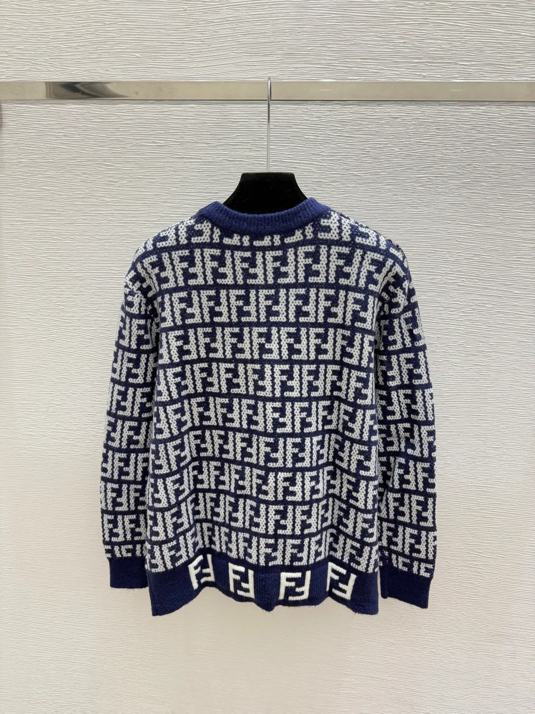 Джемперы И Свитеры Женские Fendi 18021901