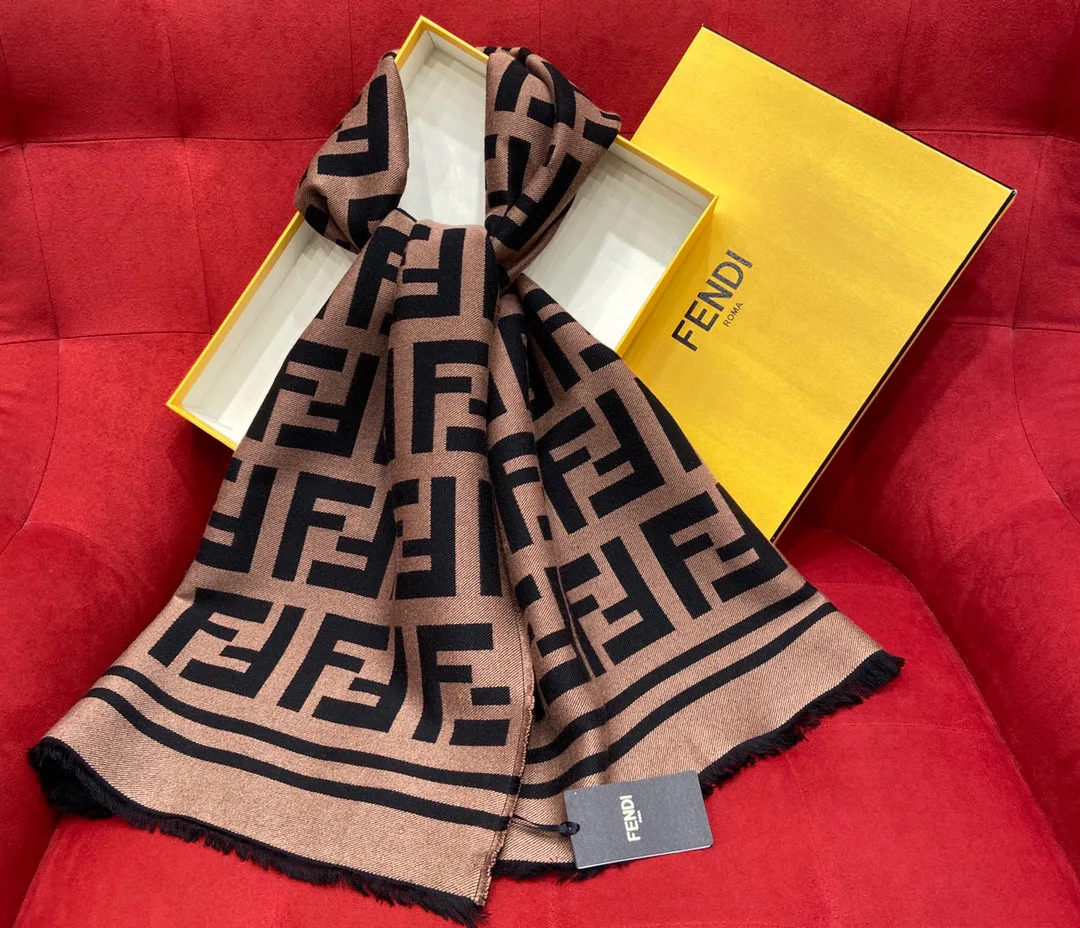 Шарфы Fendi 338221