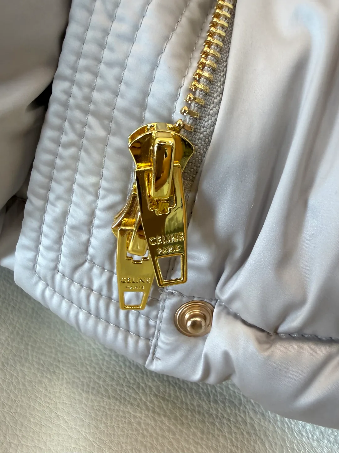 Куртки И Пуховики Женские Celine 18226349