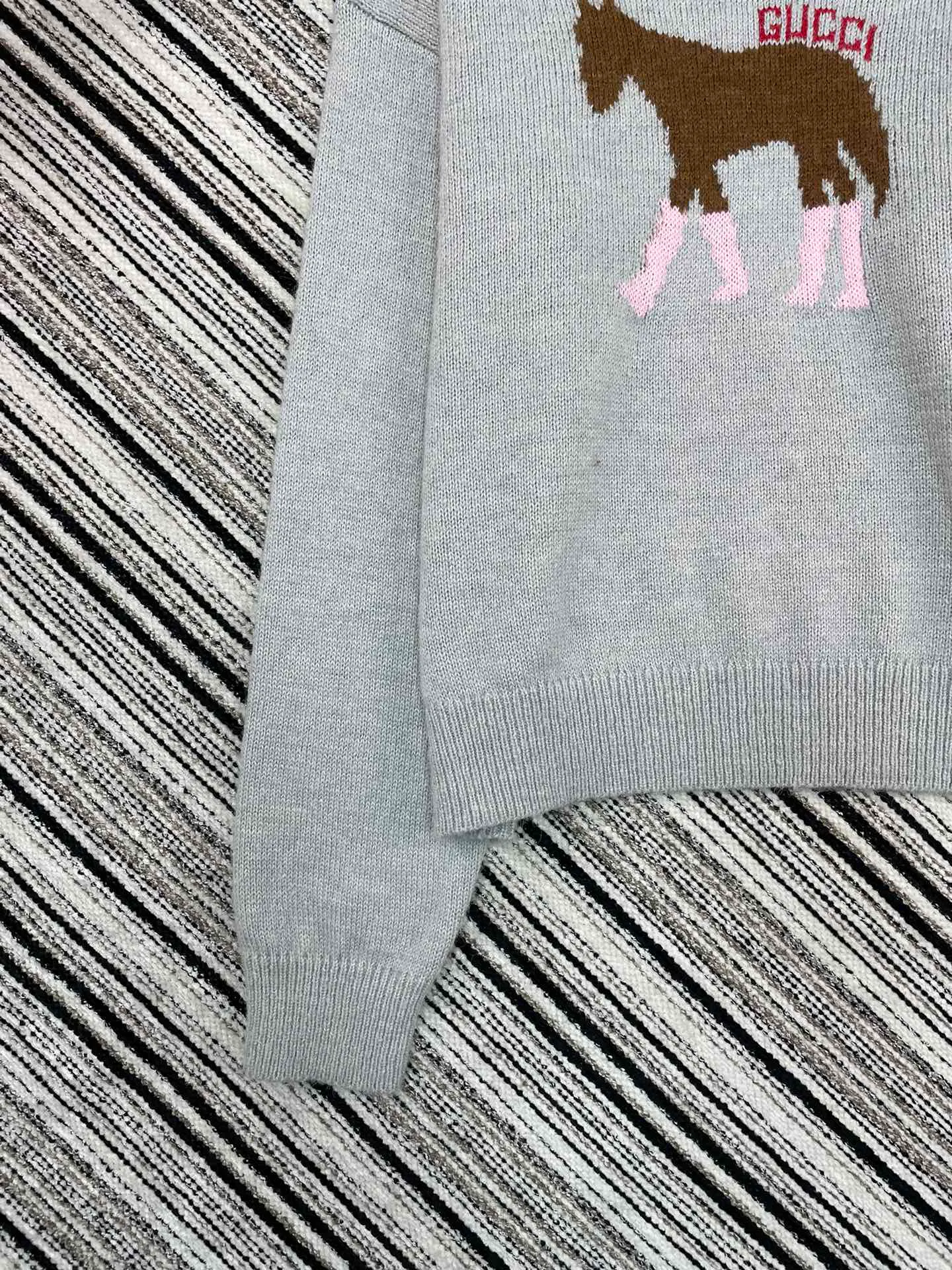Джемперы И Свитеры Женские Gucci 1293077