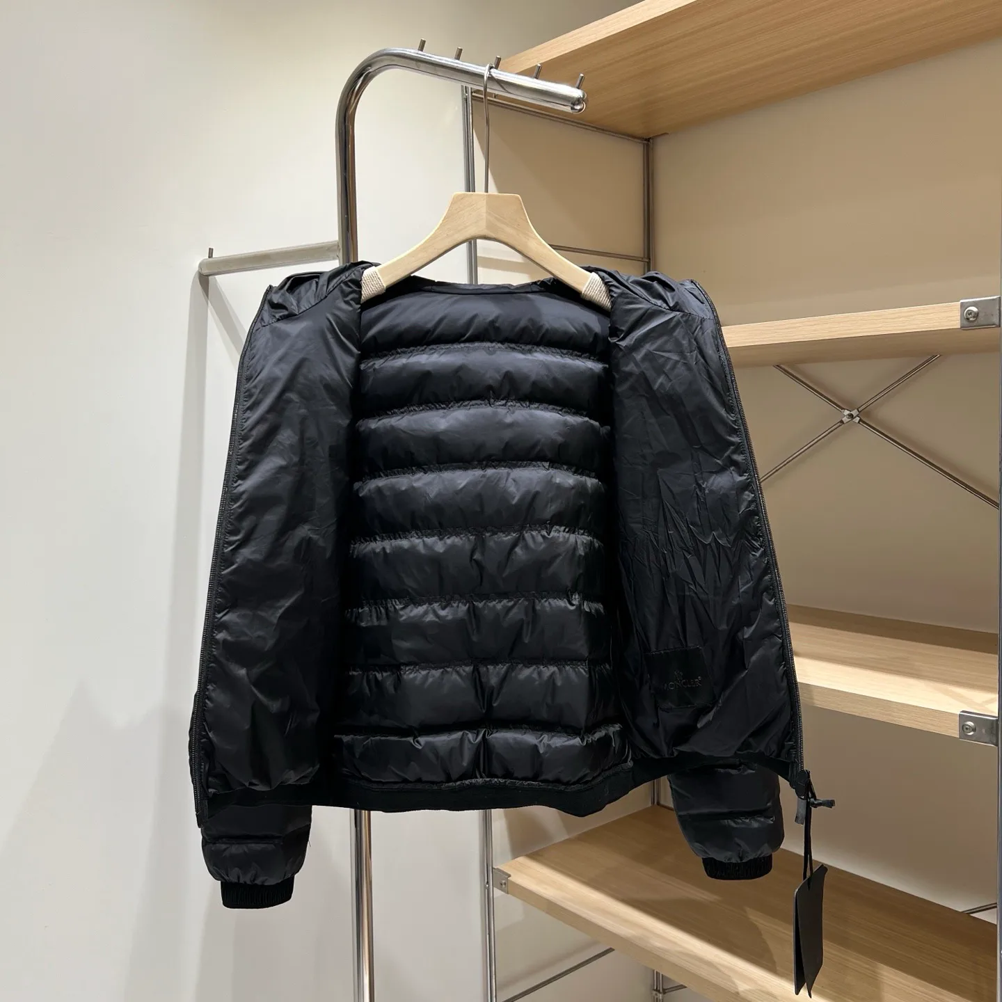 Куртки И Пуховики Женские Moncler 18863870