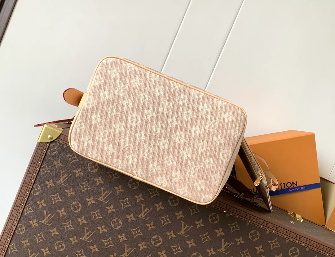 Классические Сумки Женские Louis Vuitton 11488652