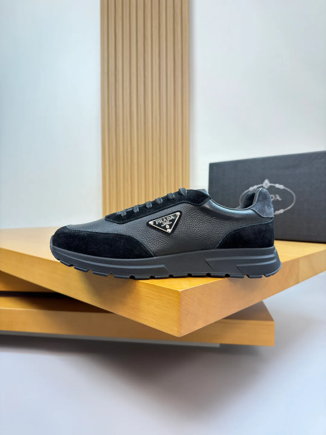 Кроссовки Мужские Prada 2389703