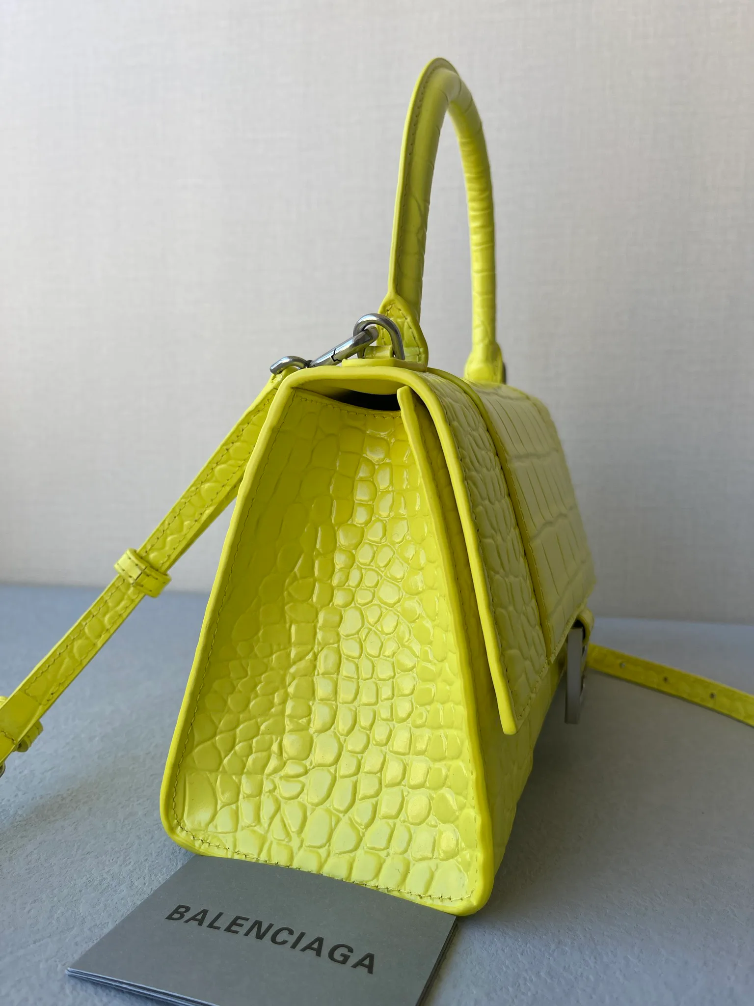 Сумки На Ремне Женские Balenciaga 368783