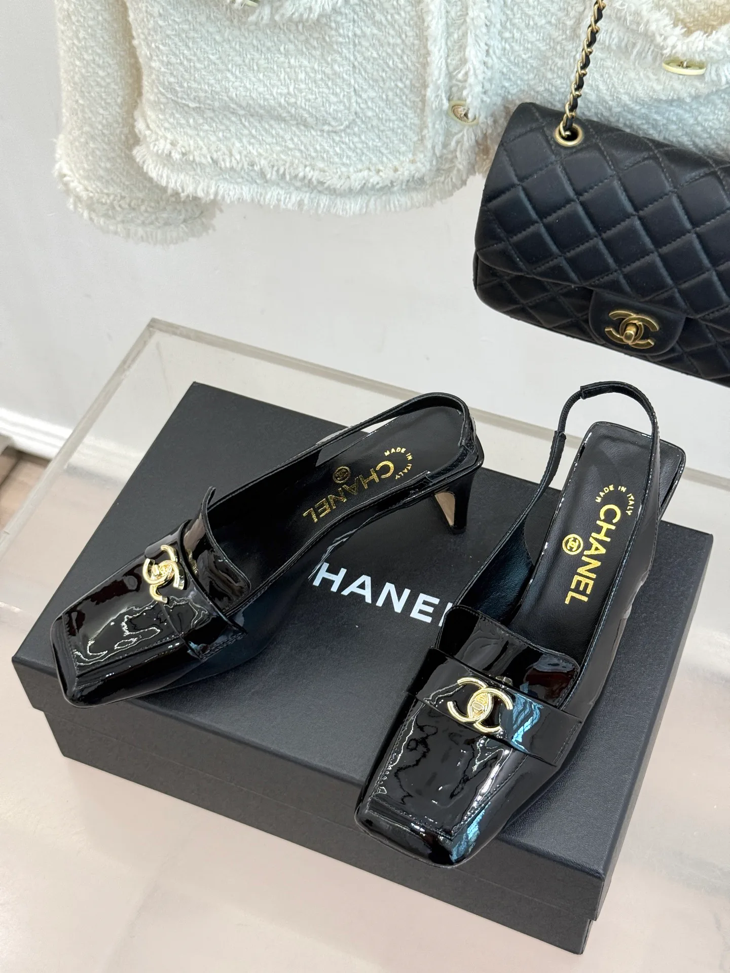 Босоножки Женские Chanel 17699632