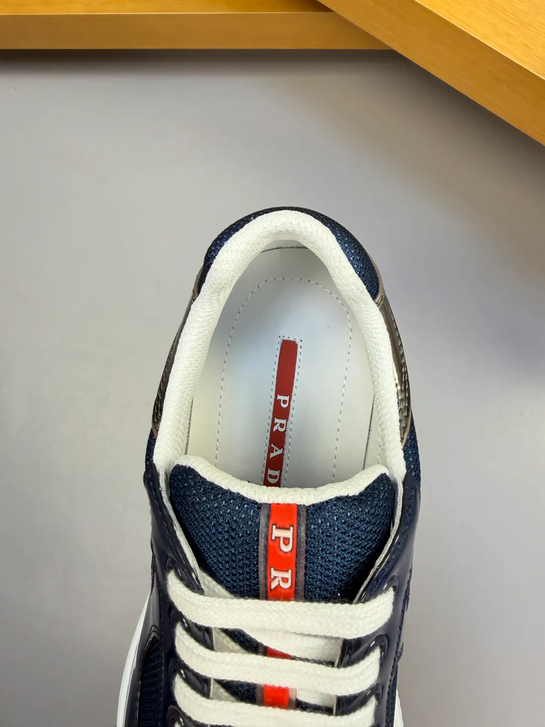 Кроссовки Мужские Prada 17955080