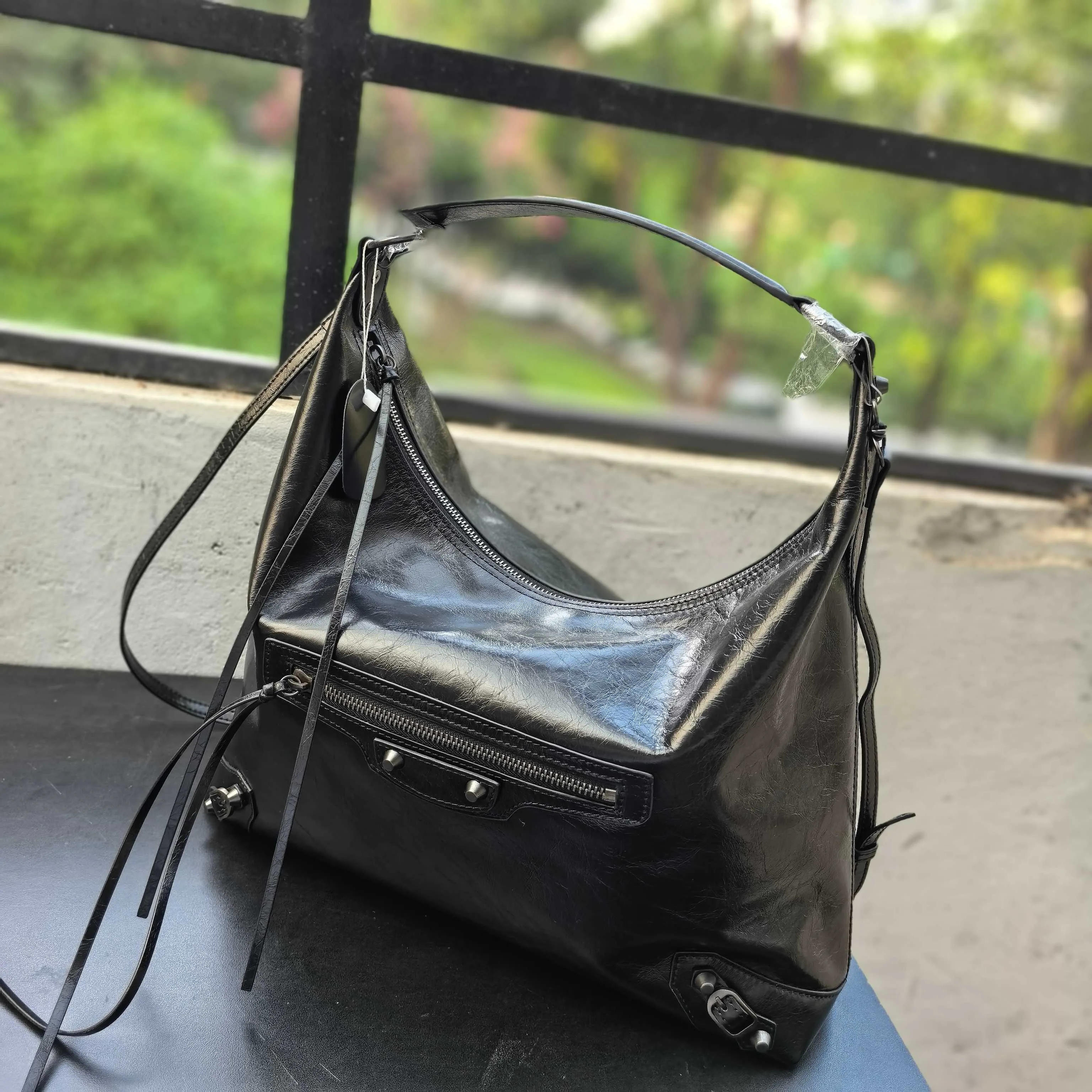 Классические Сумки Женские Balenciaga 496100