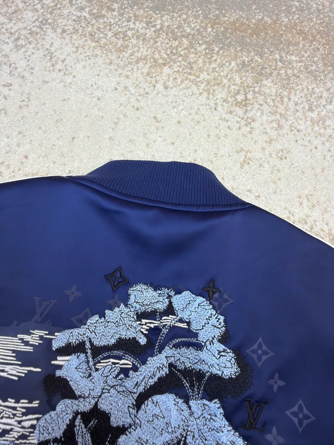 Куртки И Пуховики Мужские Louis Vuitton 3478377