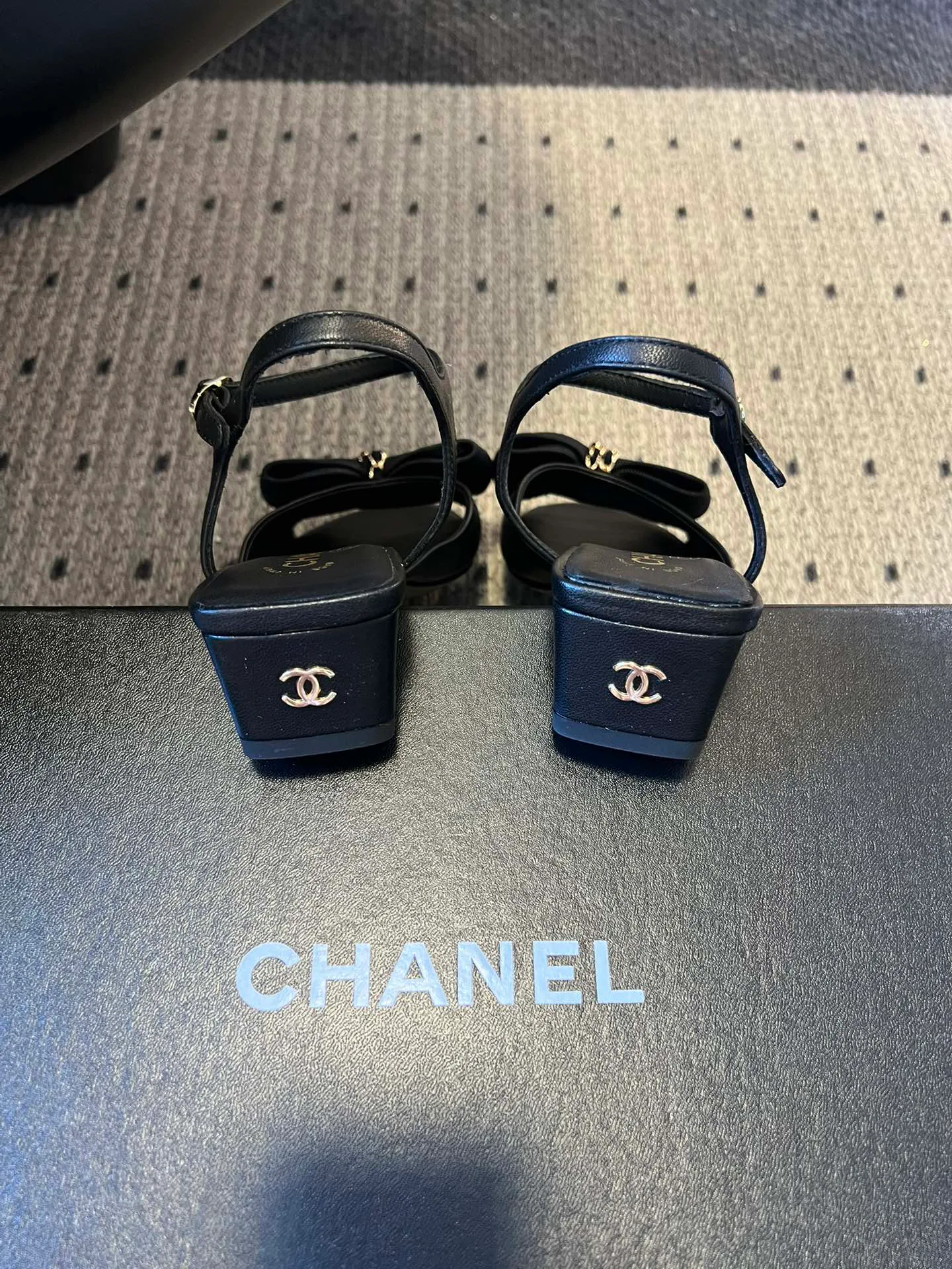 Босоножки Женские Chanel 838500