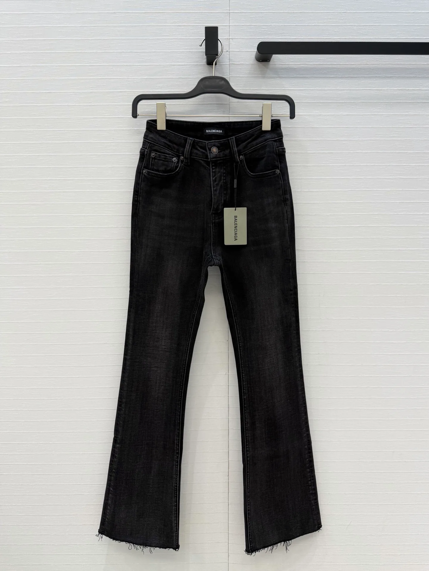 Джинсы Женские Balenciaga 19495034