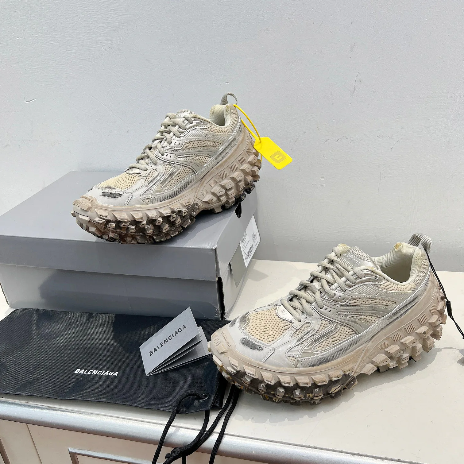 Кроссовки Женские Balenciaga 6428073