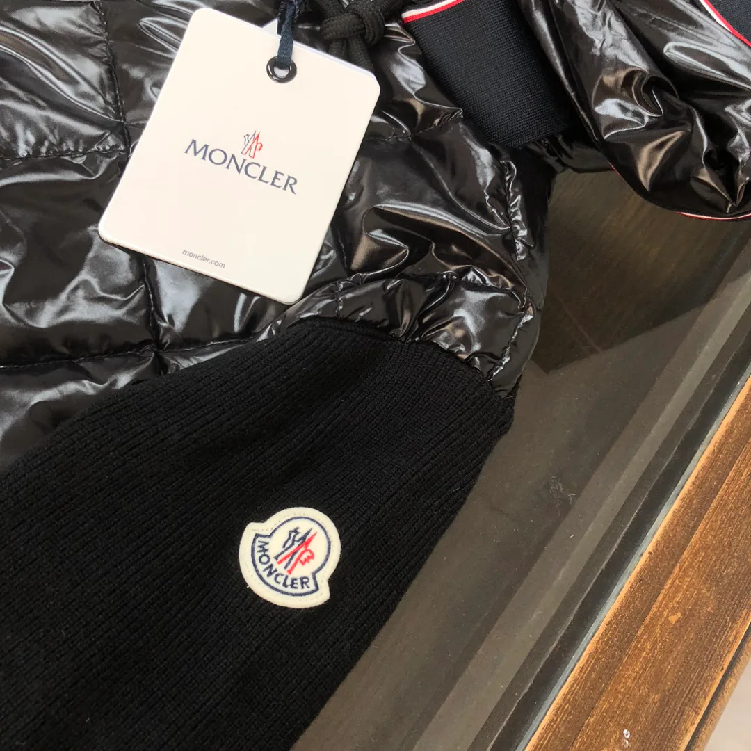 Куртки И Пуховики Мужские Moncler 375464