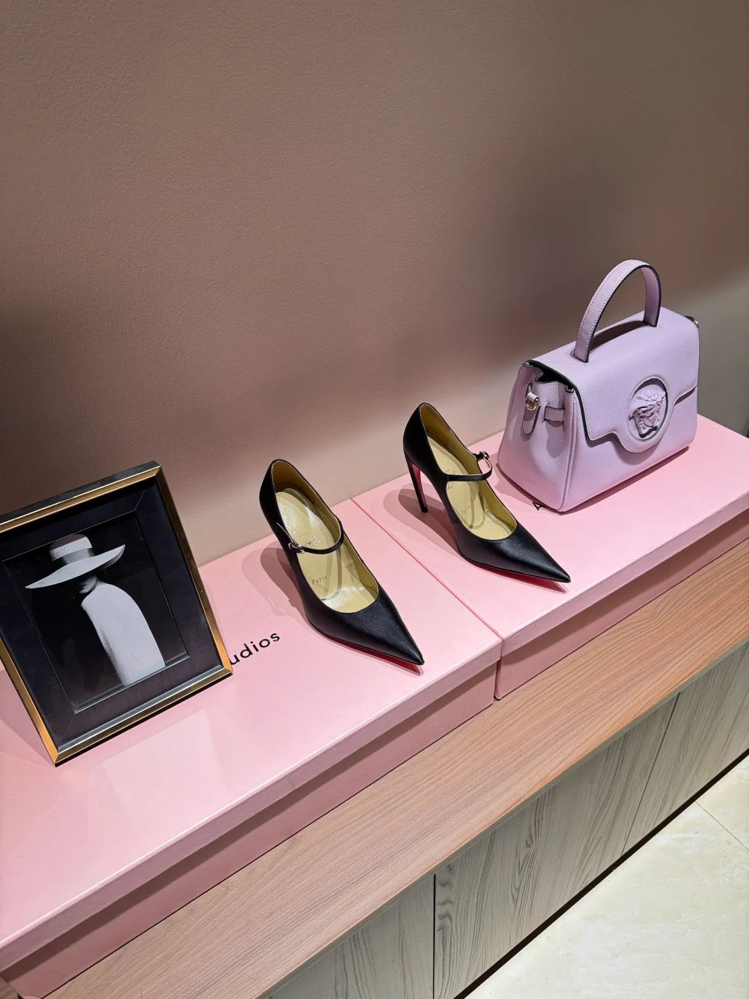 Туфли Женские Christian Louboutin 4743805