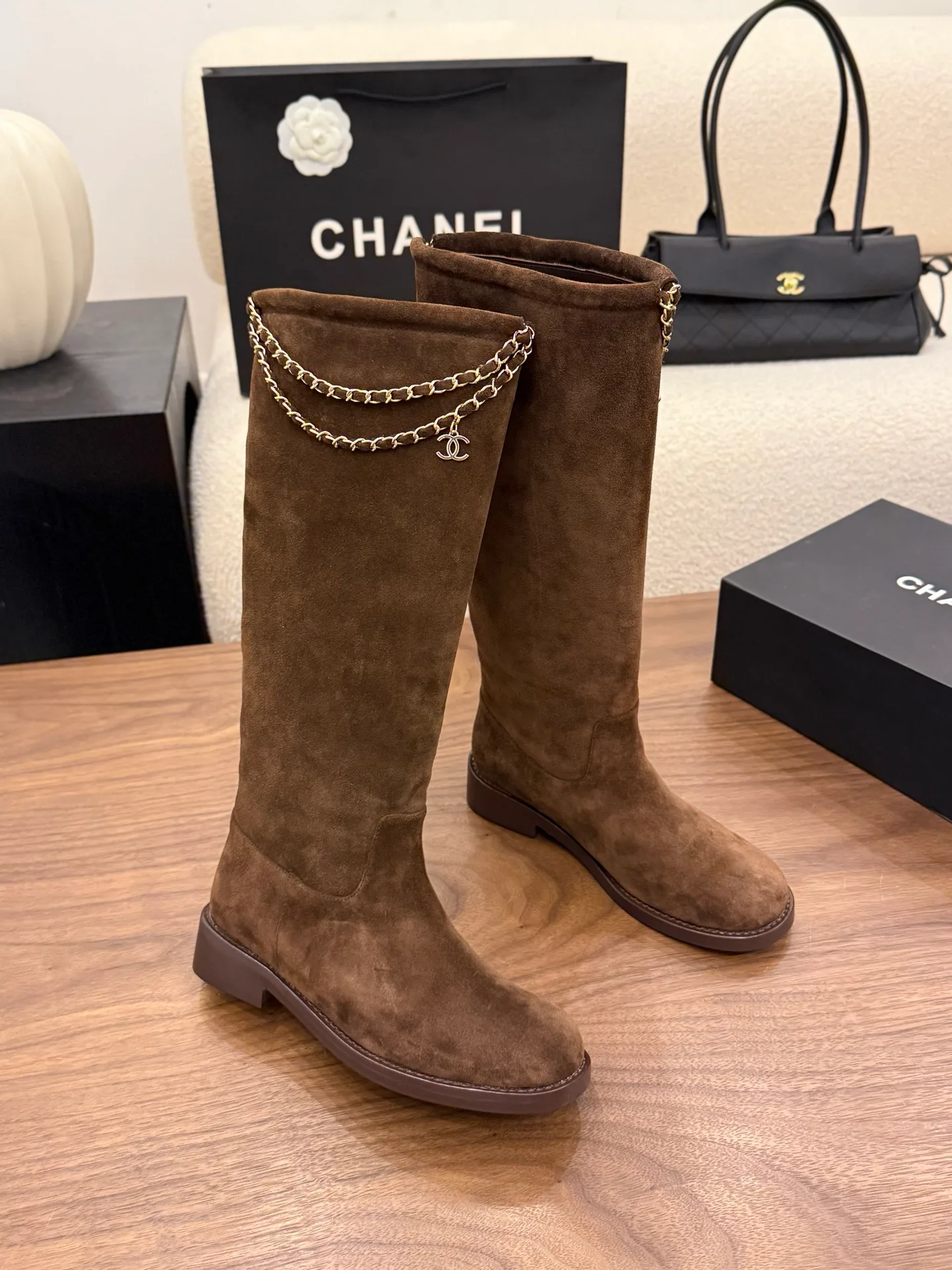 Сапоги Женские Chanel 18440835
