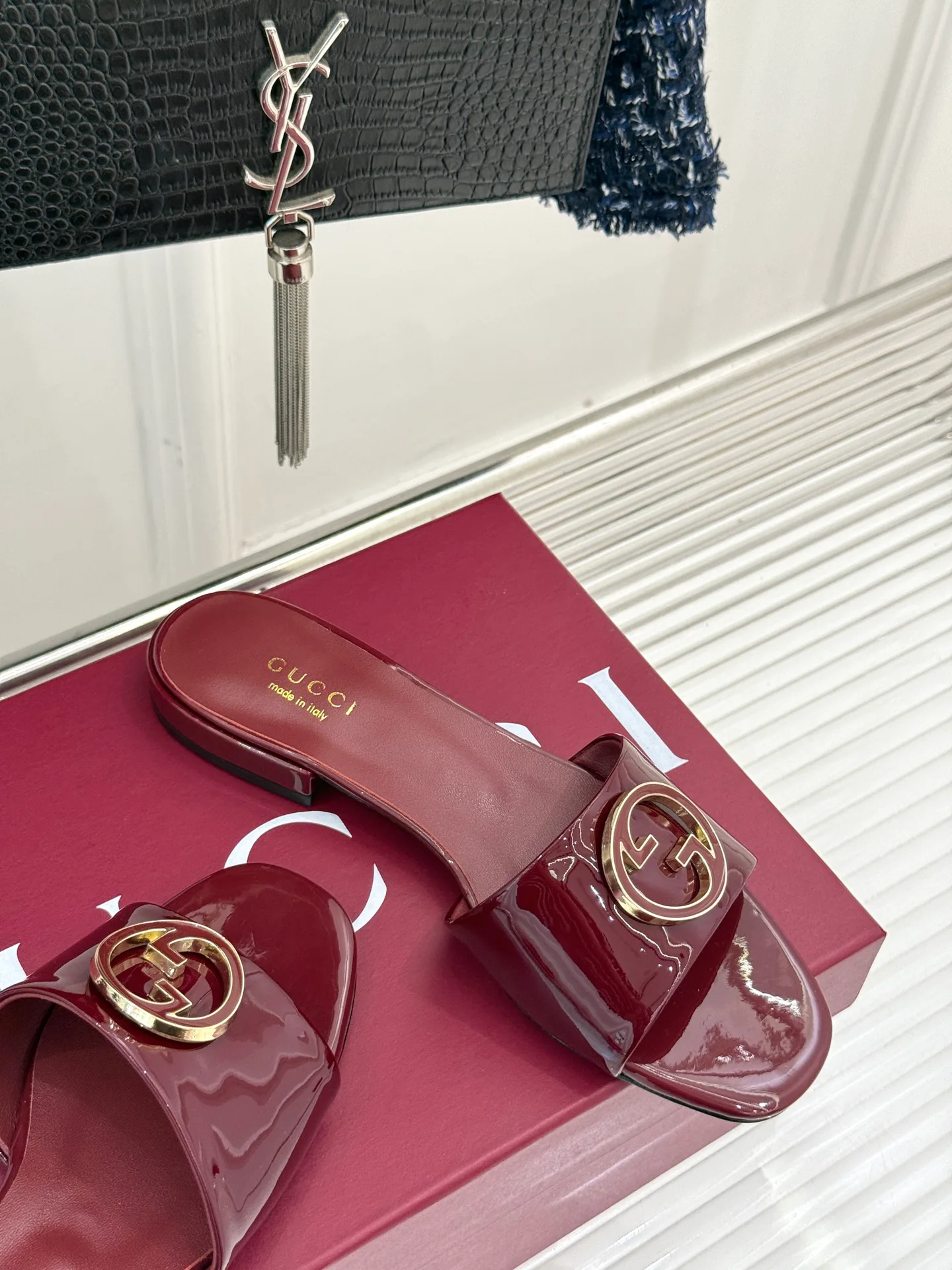 Шлепанцы Женские Gucci 21960