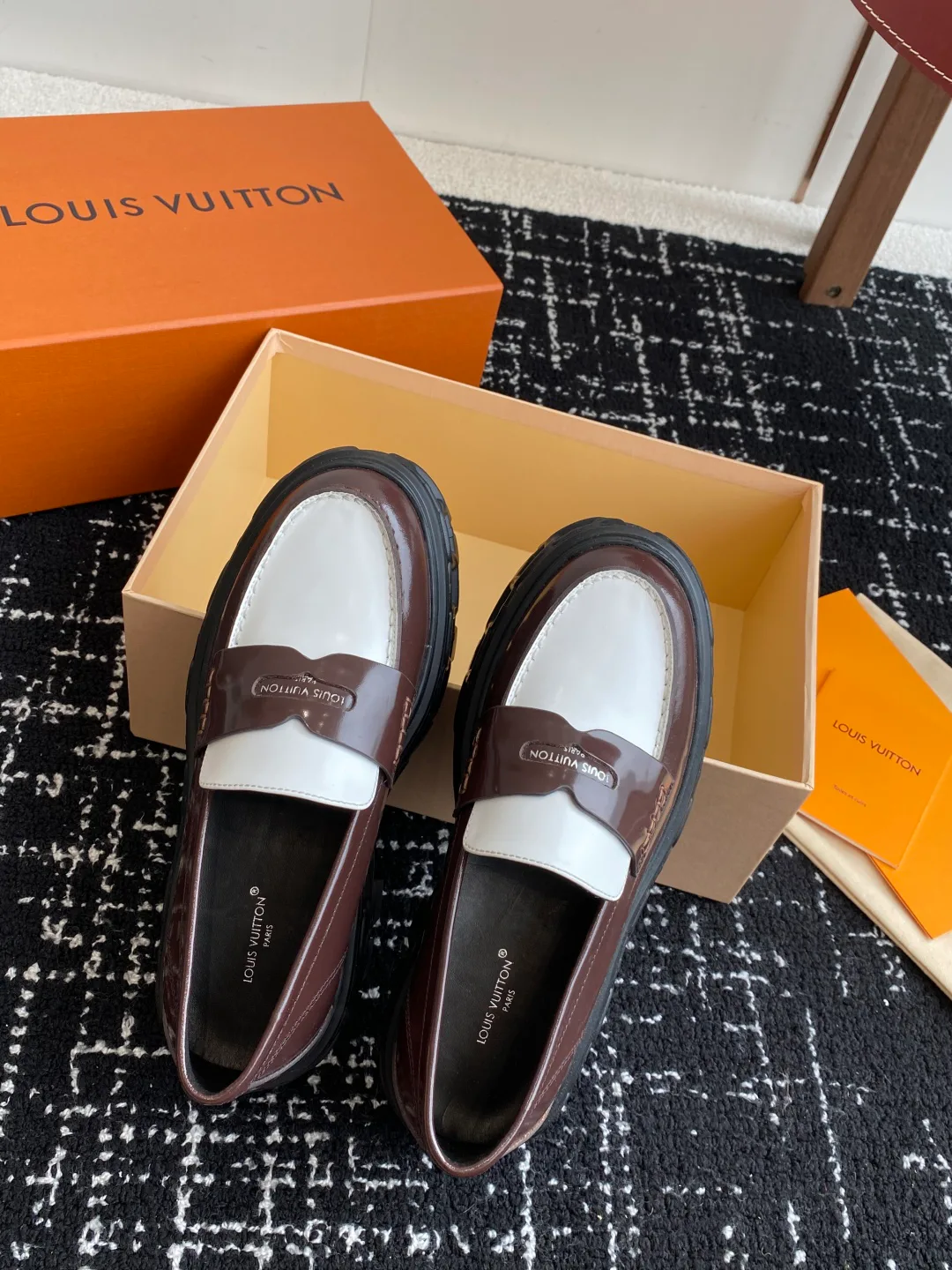 Лоферы Женские Louis Vuitton 33398