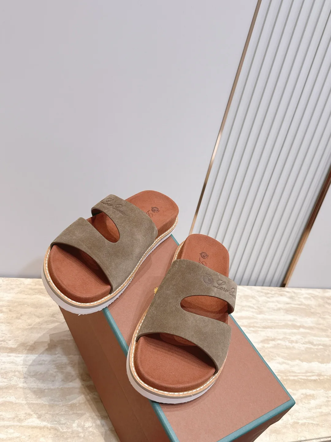 Шлепанцы Мужские Brunello Cucinelli 17366577