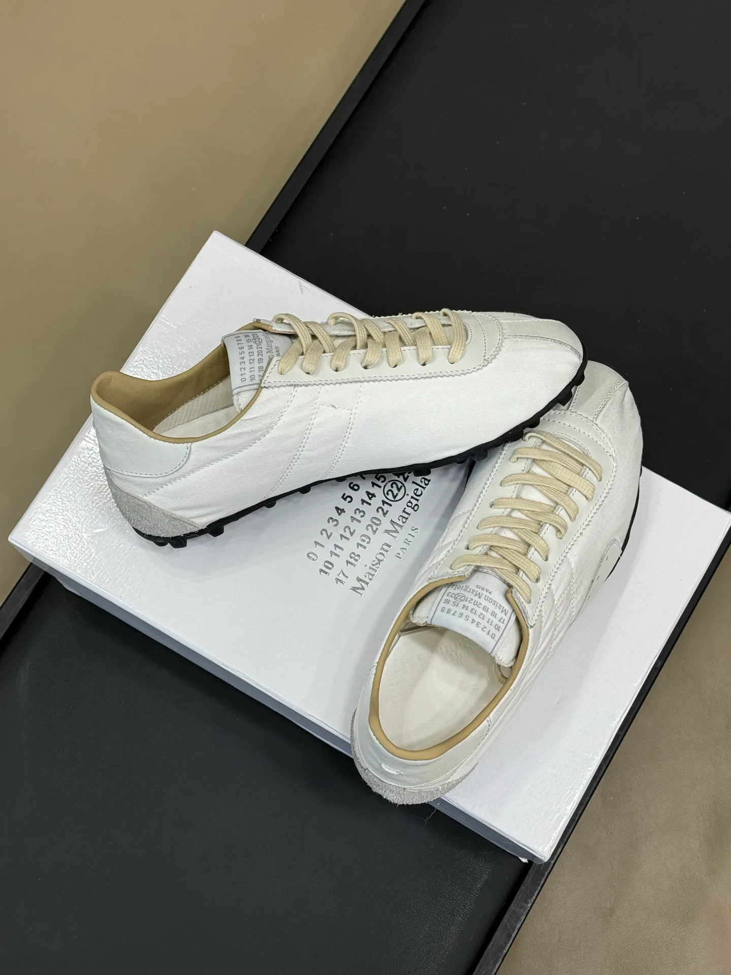 Кроссовки Женские Maison Margiela 8414