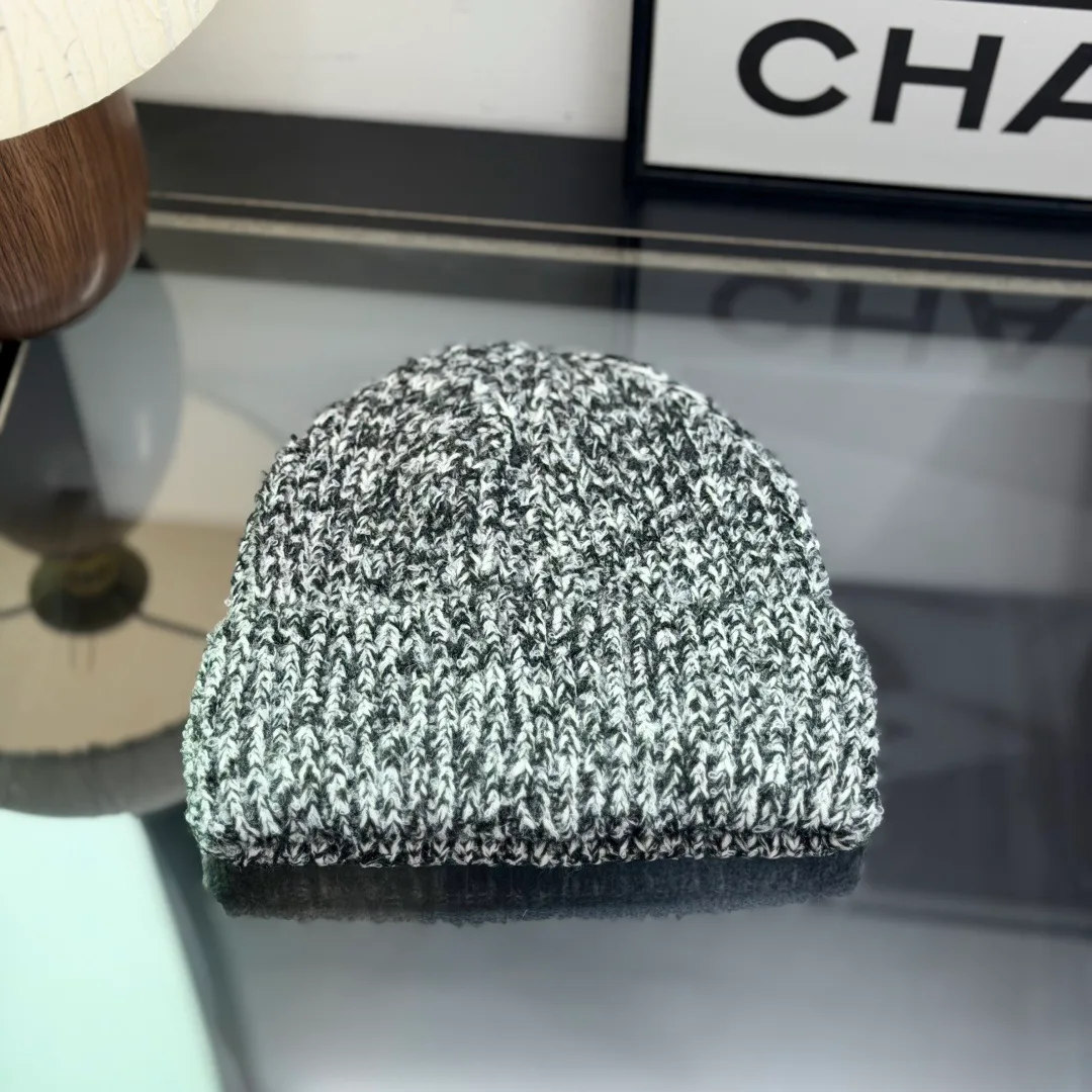 Головные Уборы Chanel 17701961