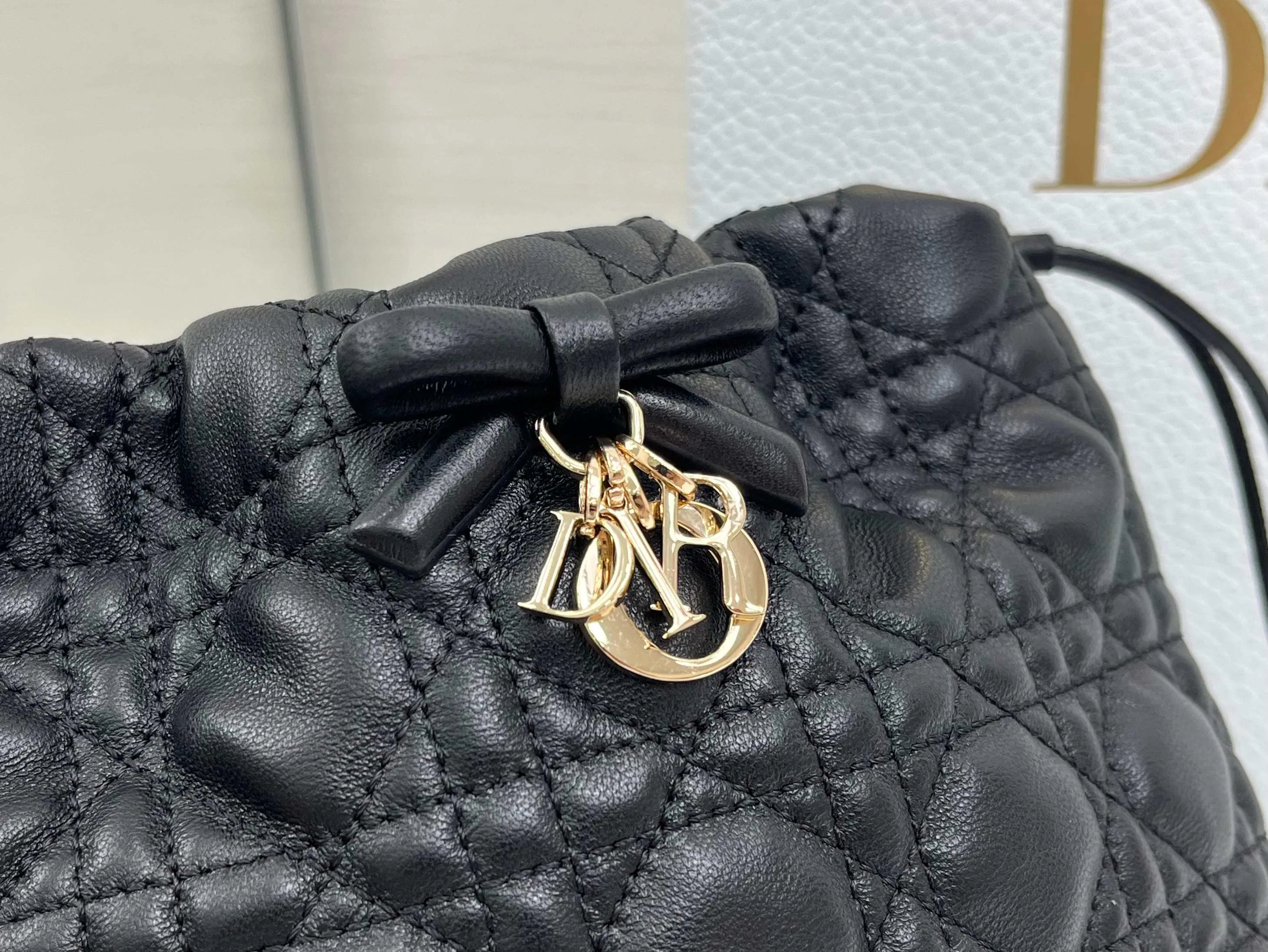 Классические Сумки Женские Christian Dior 12817859