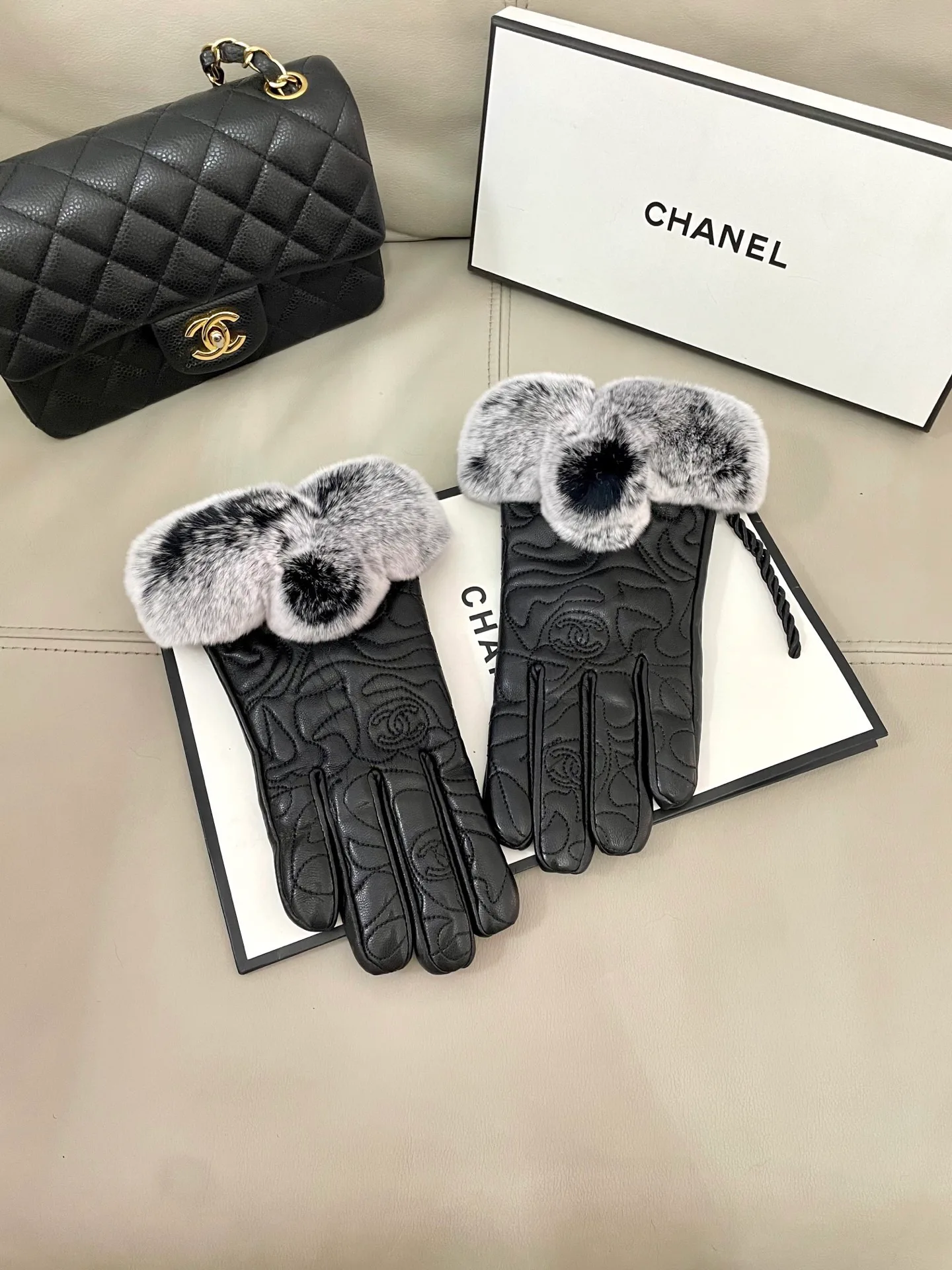 Перчатки Chanel 785717