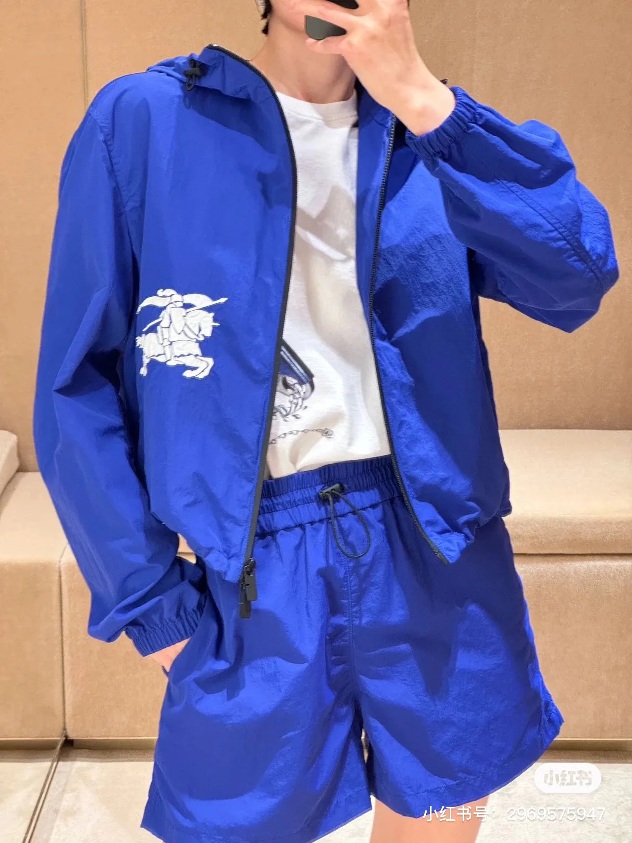 Куртки И Пуховики Женские Burberry 10898908