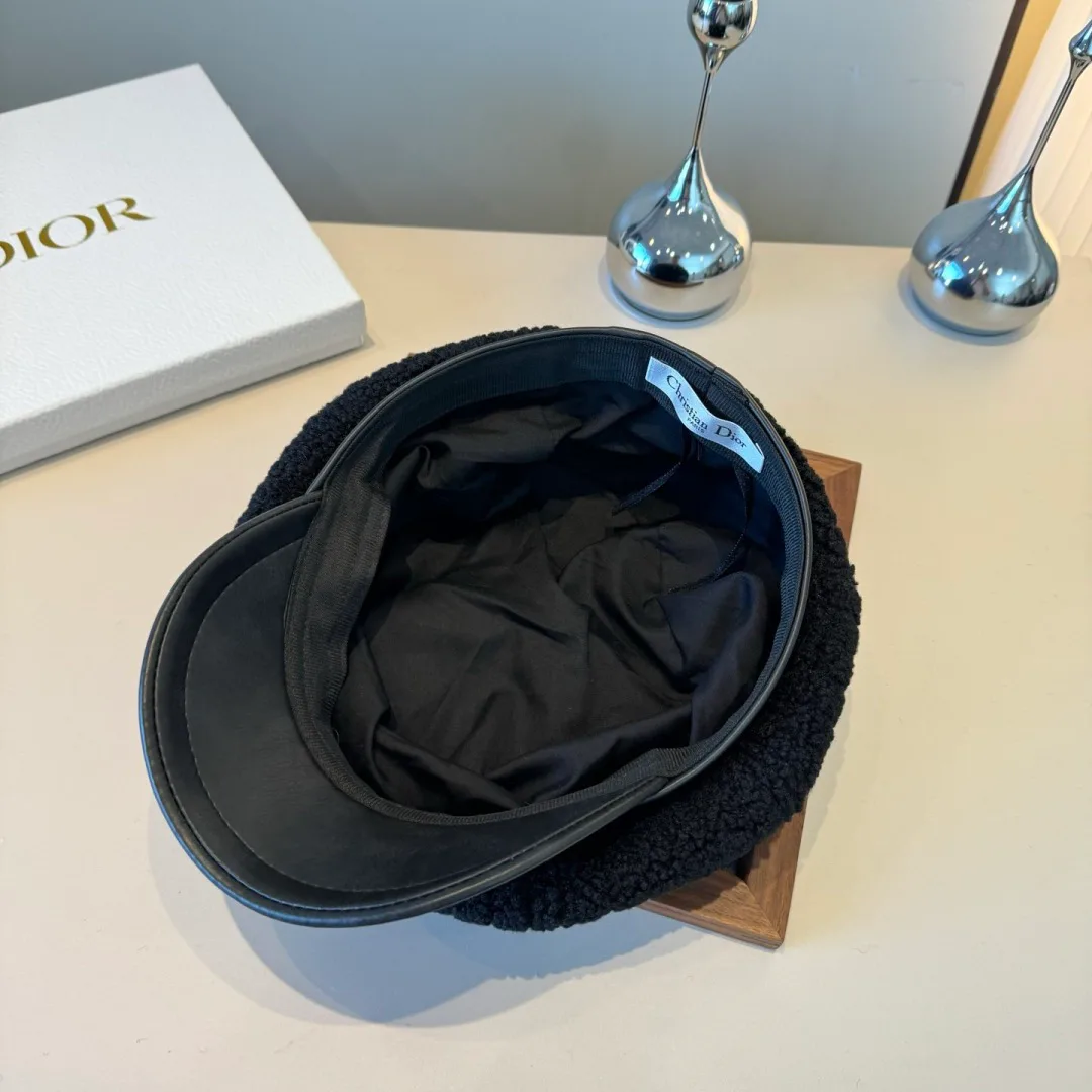 Головные Уборы Christian Dior 920601