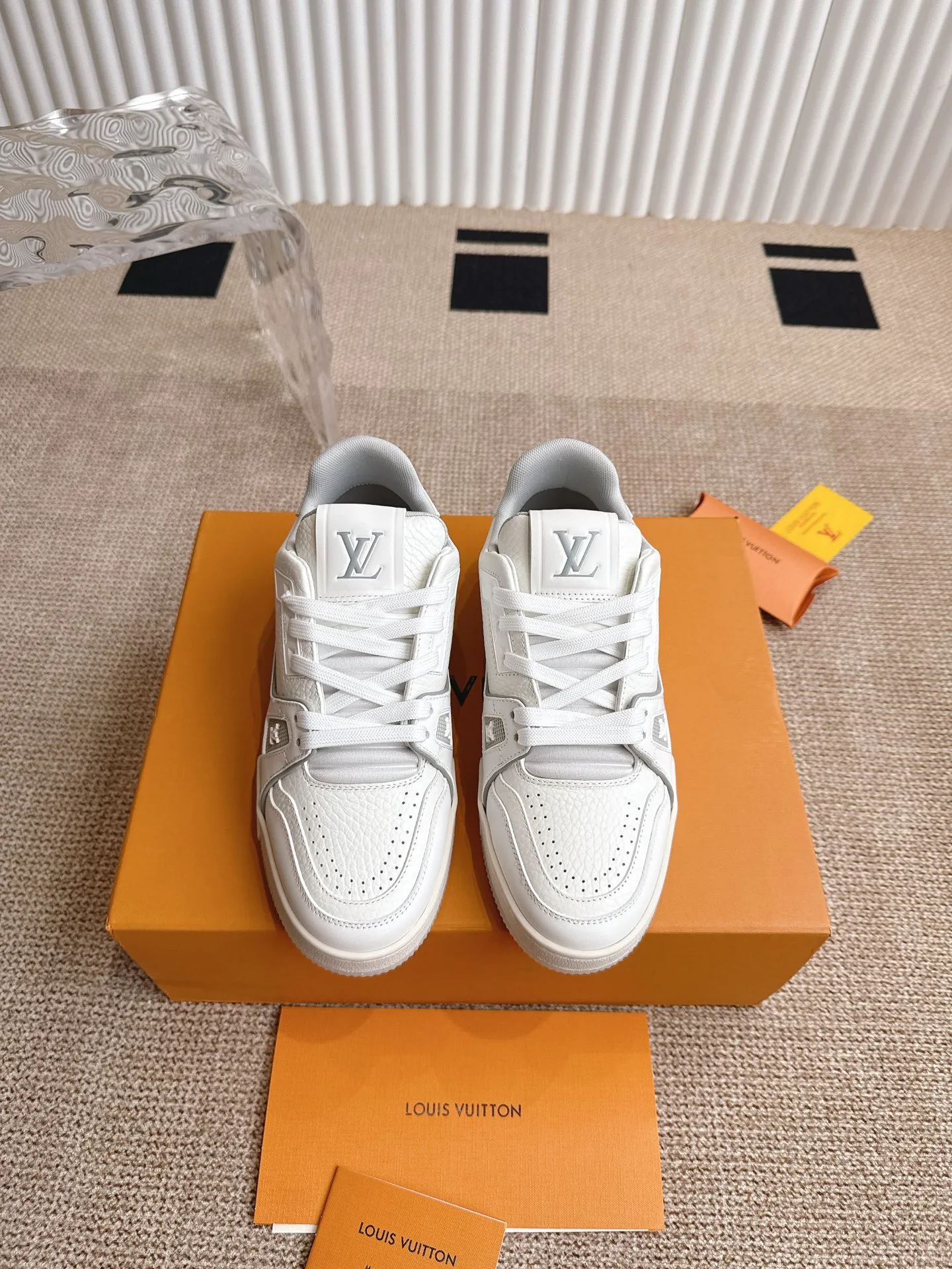 Кроссовки Женские Louis Vuitton 5940544