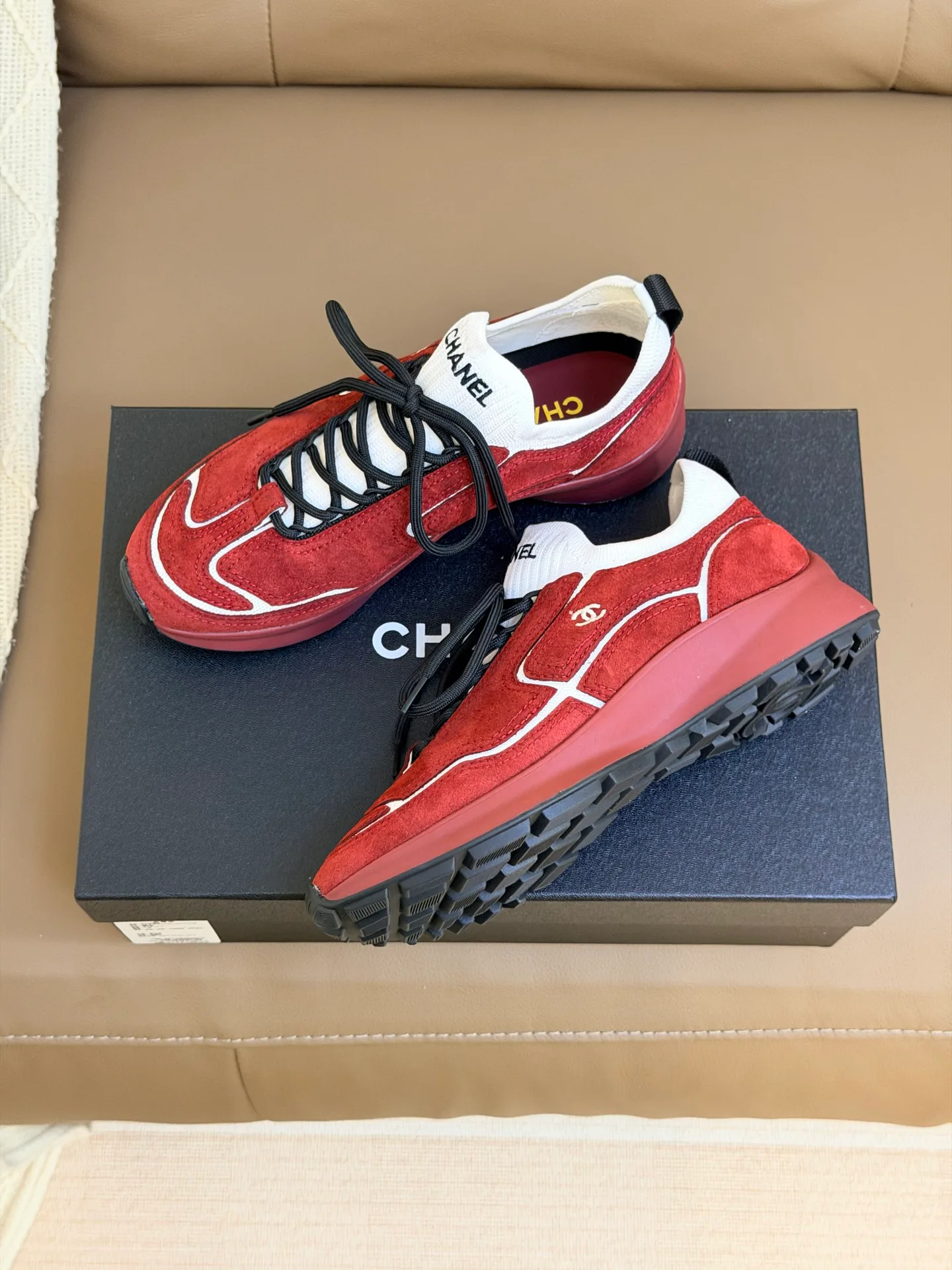 Кроссовки Женские Chanel 17510611